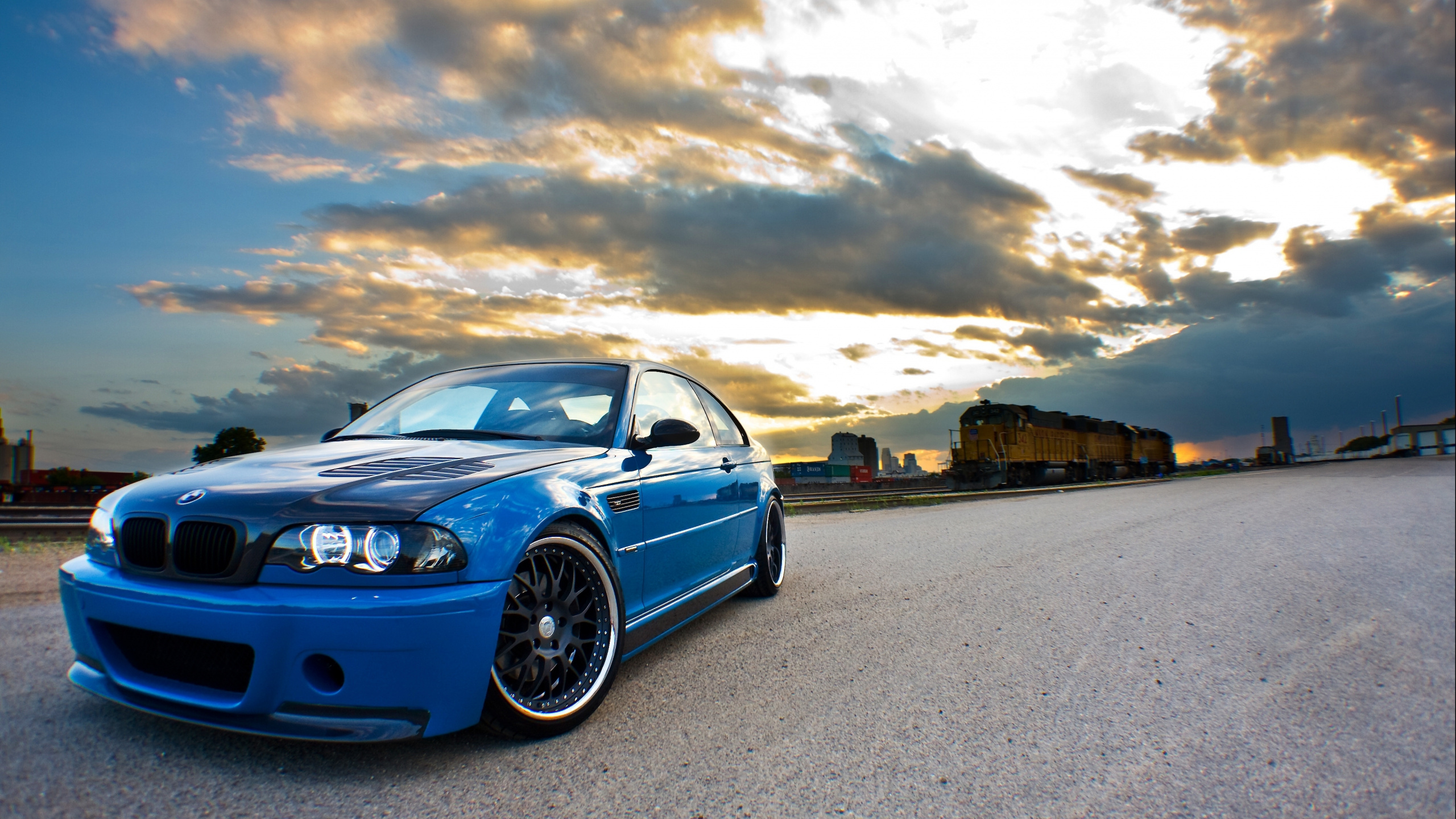 BMW e92 1600x900