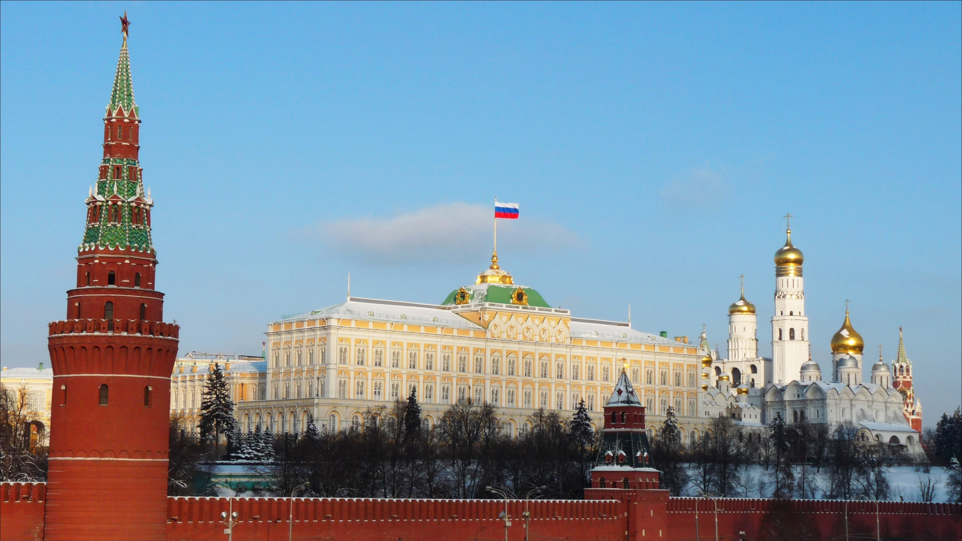 Москва Кремль флаг