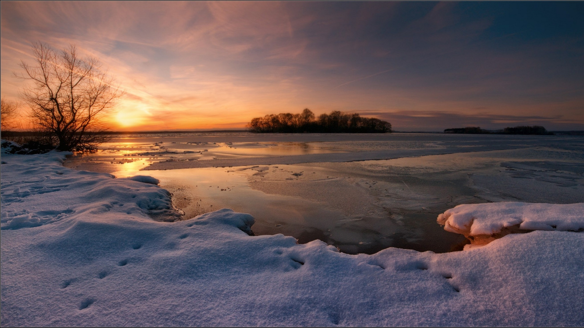 Морозное берег