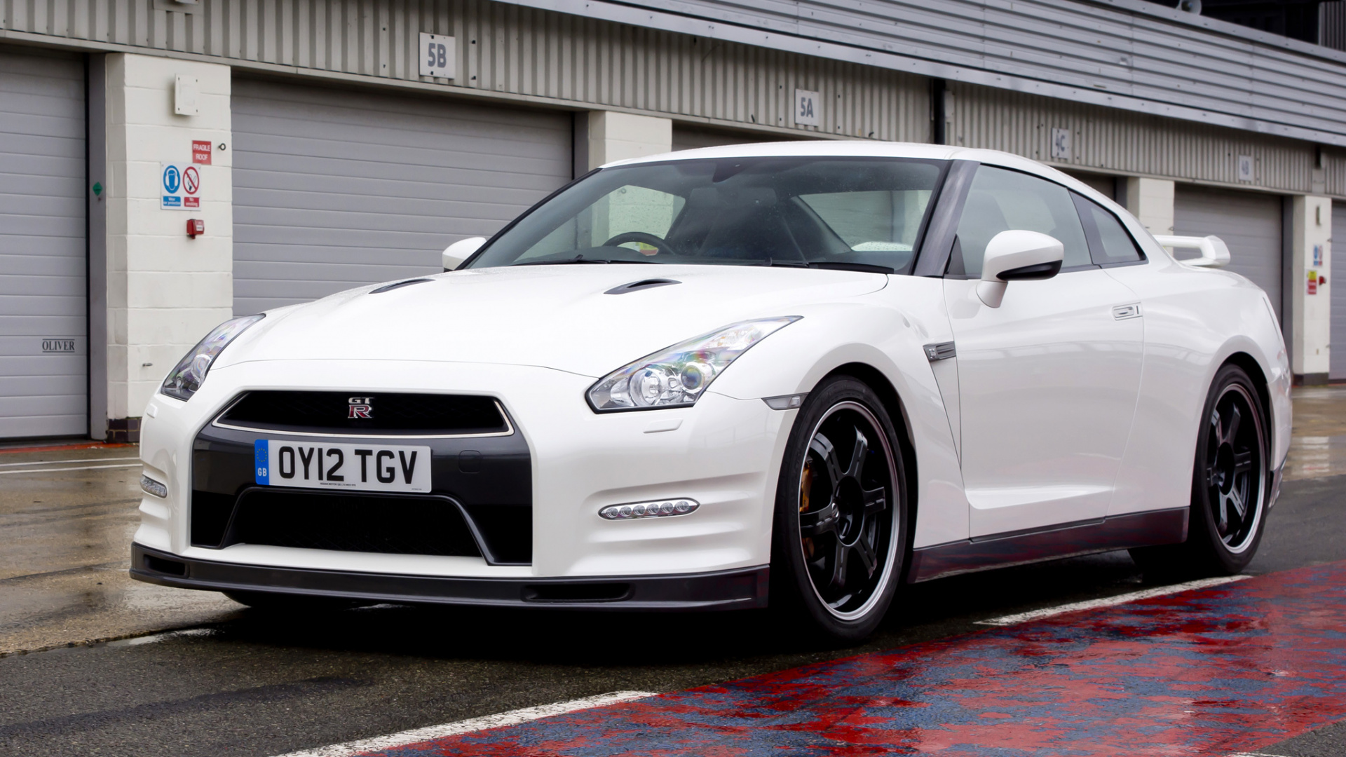 Nissan gt r track Edition