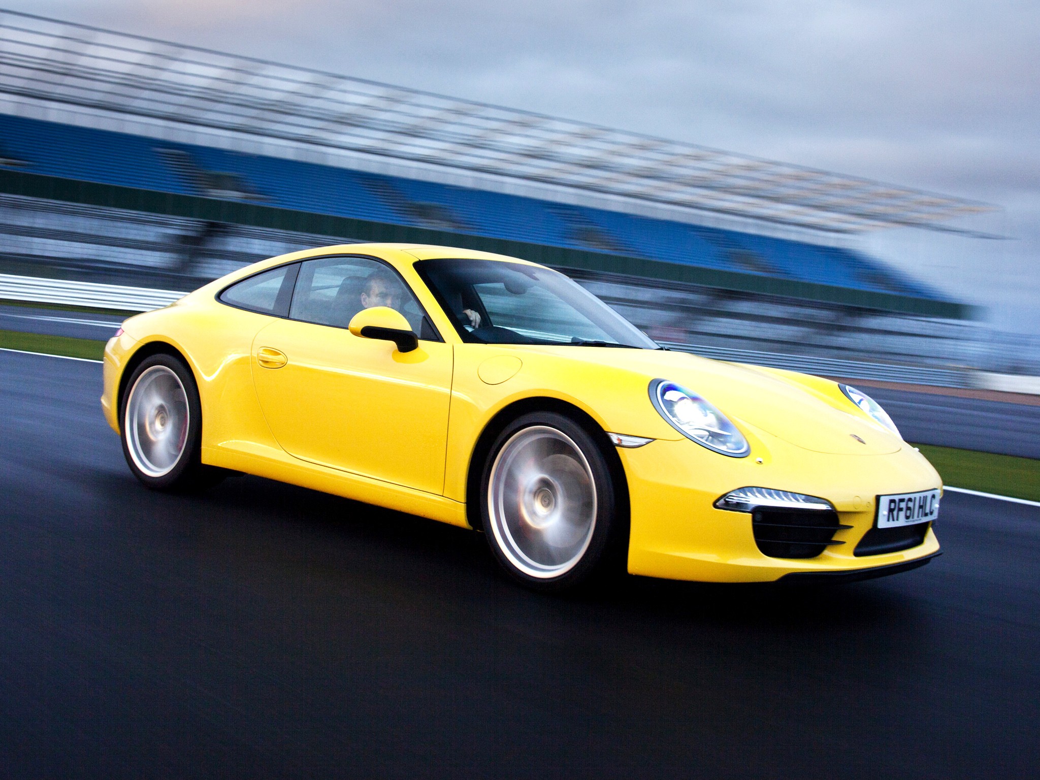 Порше 911 Каррера спорт