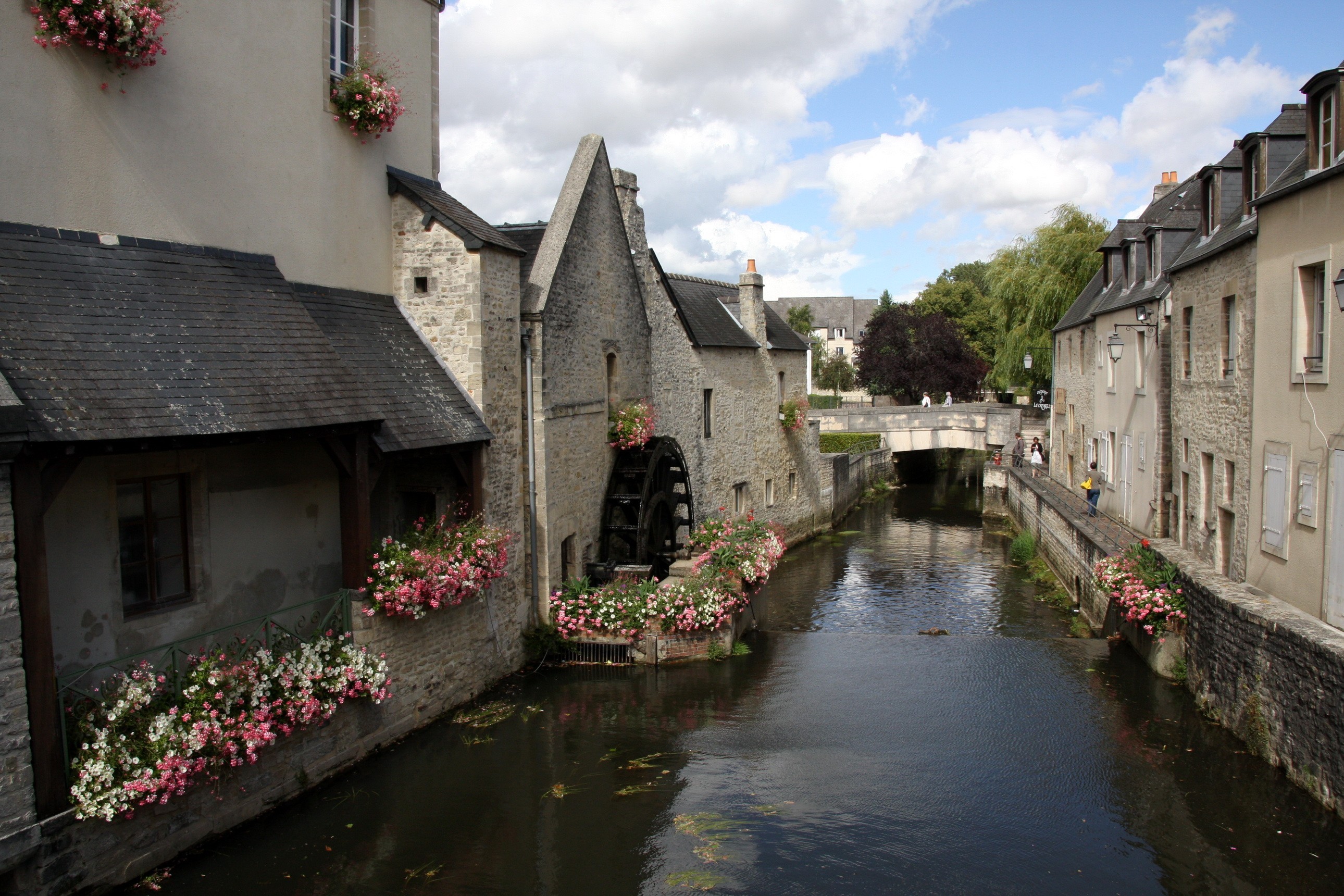 Северная франция. Нормандия Франция города. Нормандия Байе. Bayeux Франция. Провинция Нормандия Франция.