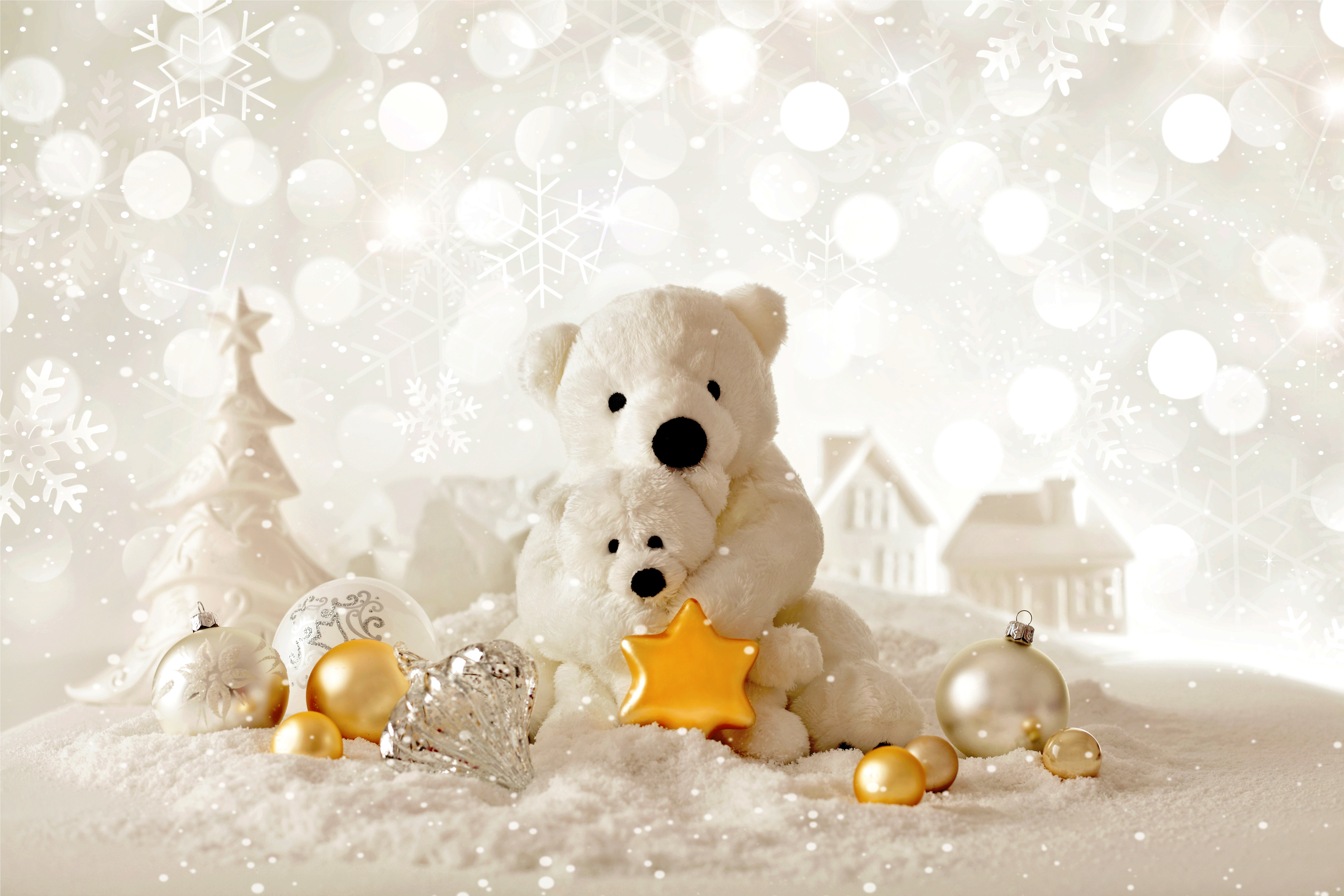 Фигура под елку мишка является неотъемлемой частью новогоднего настроения. Она придаст вашей елке особое очарование и уют, а также станет отличным украшением дома на всю рождественскую неделю.