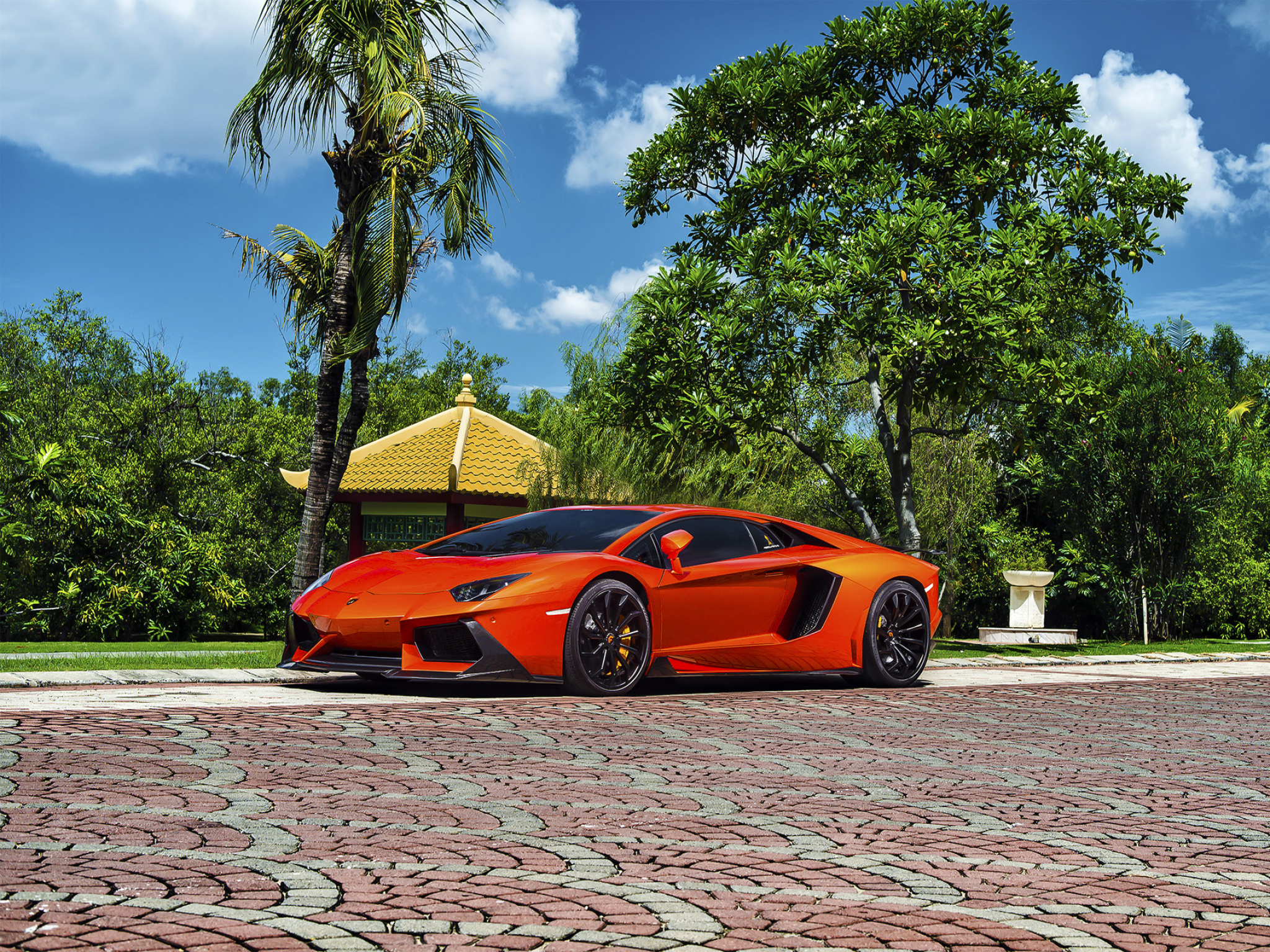 Качество ламборджини. Lamborghini lp740. Ламборджини авентадор оранжевый. Lamborghini Aventador оранжевая. Lamborghini Aventador 740.