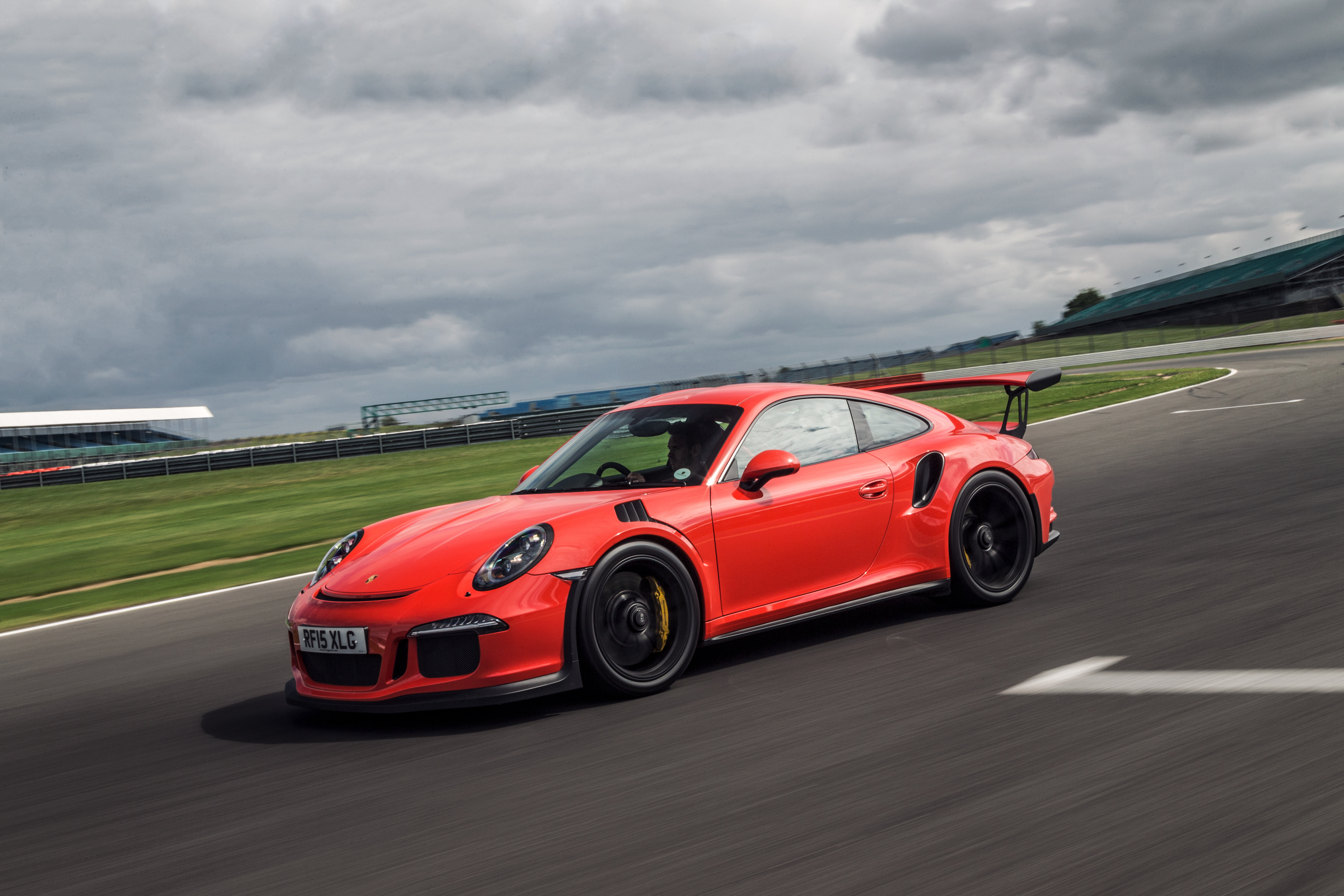Gt3. Porsche 911 gt3 Red. Porsche 911 gt3 красный. Porsche 911 Carrera gt3. Porsche 911 gt3 RS красный.