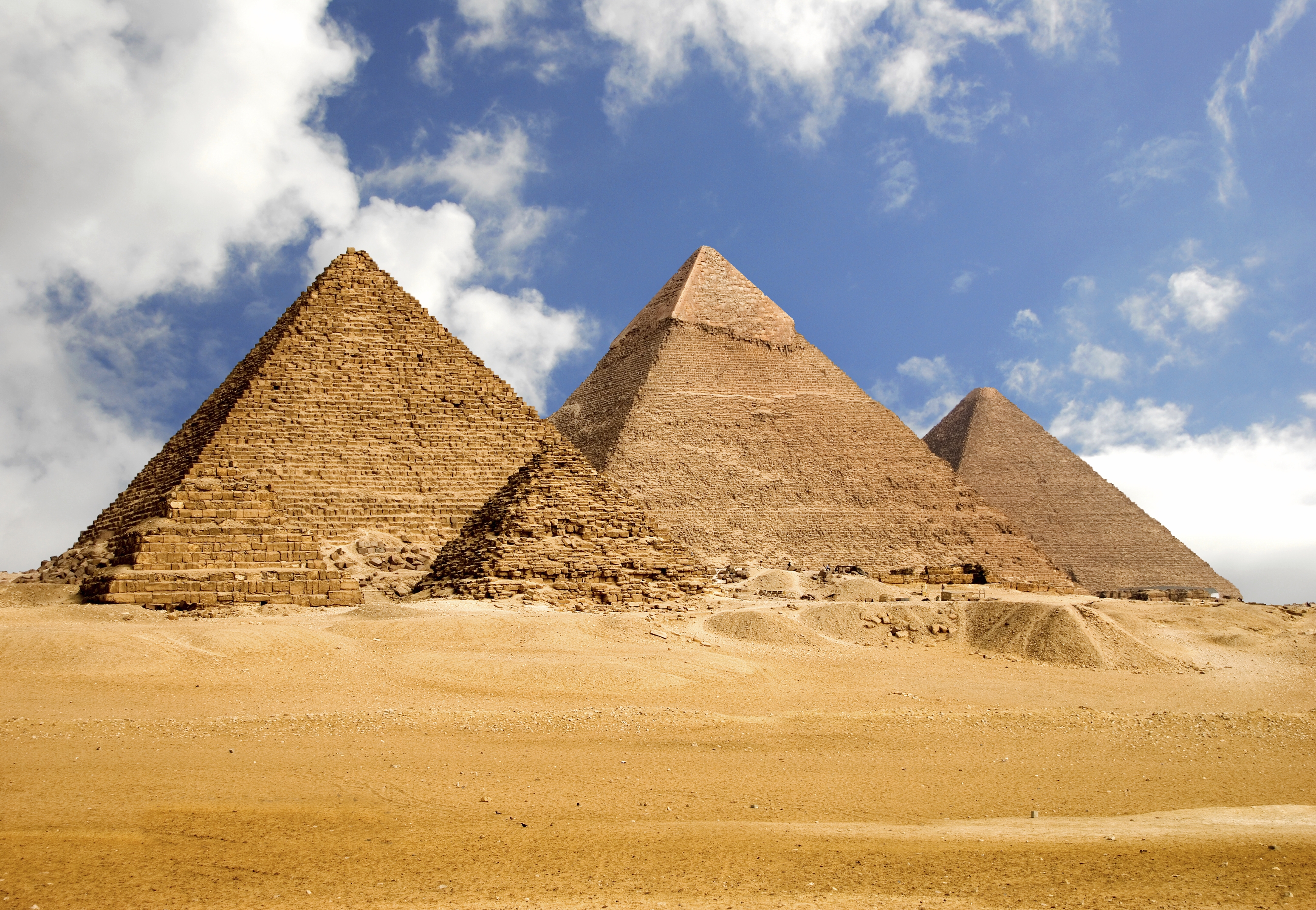 Все про египет. Пирамида Хеопса древний Египет. Пирамиды Гизы древний Египет. Пирамида Хуфу Египет. Плато Гиза Египет.