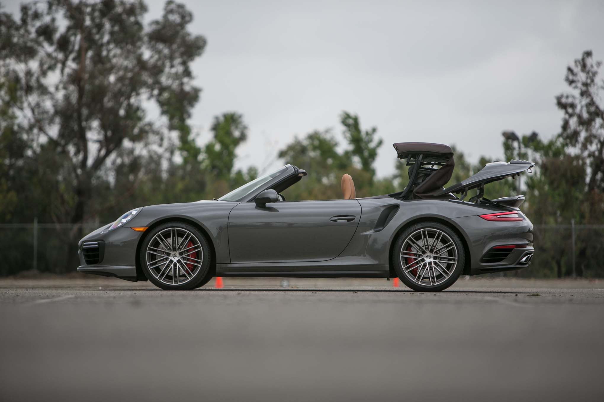 Porsche 911 Turbo s Cabriolet 2017