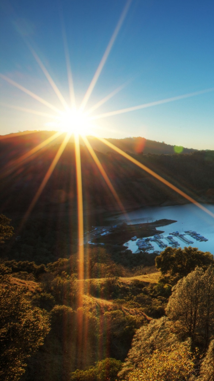 Обои природа, вода, отражение, утро, водохранилище в разрешении 720x1280