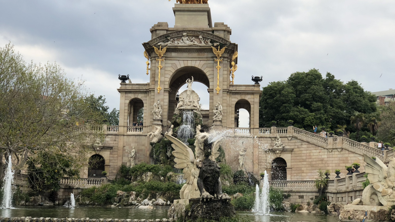 Обои историческое место, архитектура, арка, водные элементы, ориентир в разрешении 1280x720