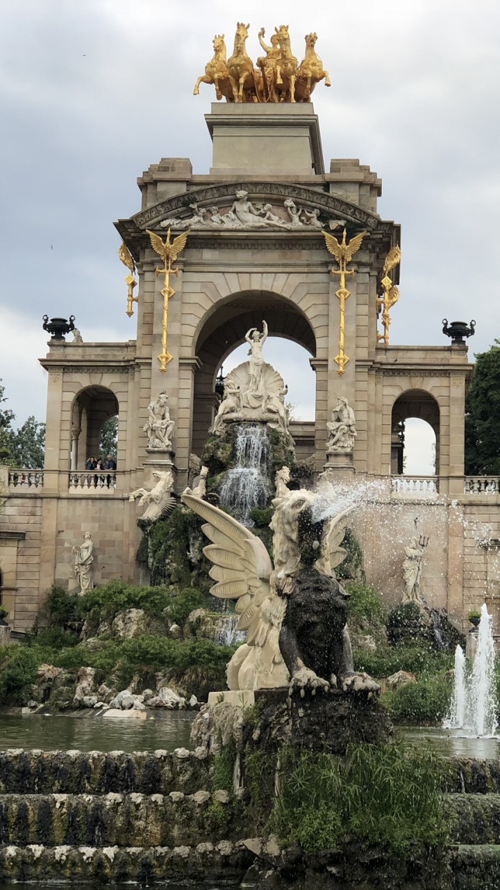 Обои историческое место, архитектура, арка, водные элементы, ориентир в разрешении 720x1280