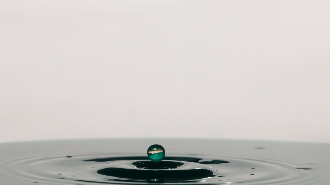 Обои вода, жидкий, падение, зеленый, гидроресурсы в разрешении 1280x720