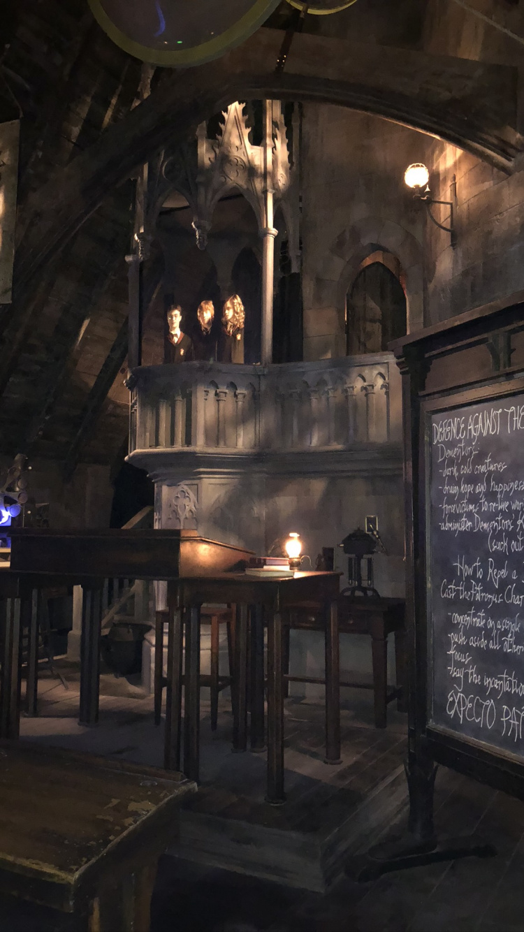 Обои Хогвартс, темнота, ночь, архитектура, освещение в разрешении 750x1334