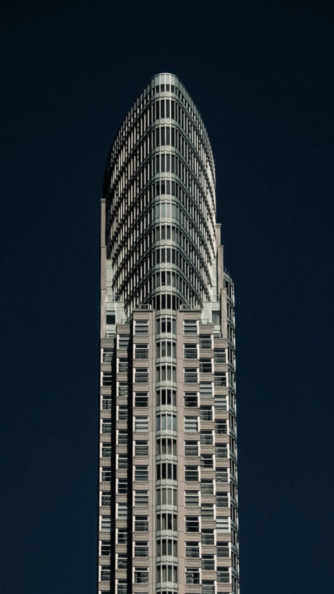 Обои Музей BMW, здание, небоскреб, окно, вышка в разрешении 1080x1920