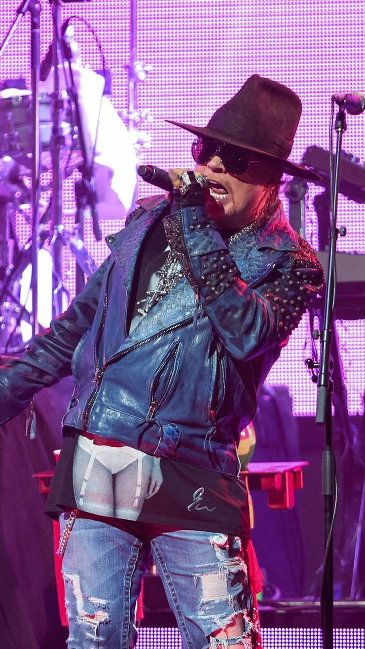 Обои Not in This Lifetime Tour, Guns N Roses, Лос-Анджелес, концерт, Представление в разрешении 720x1280