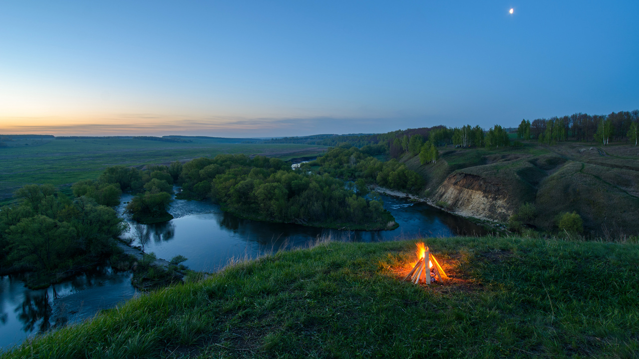 Обои природа, утро, реки, отражение, огонь в разрешении 1280x720