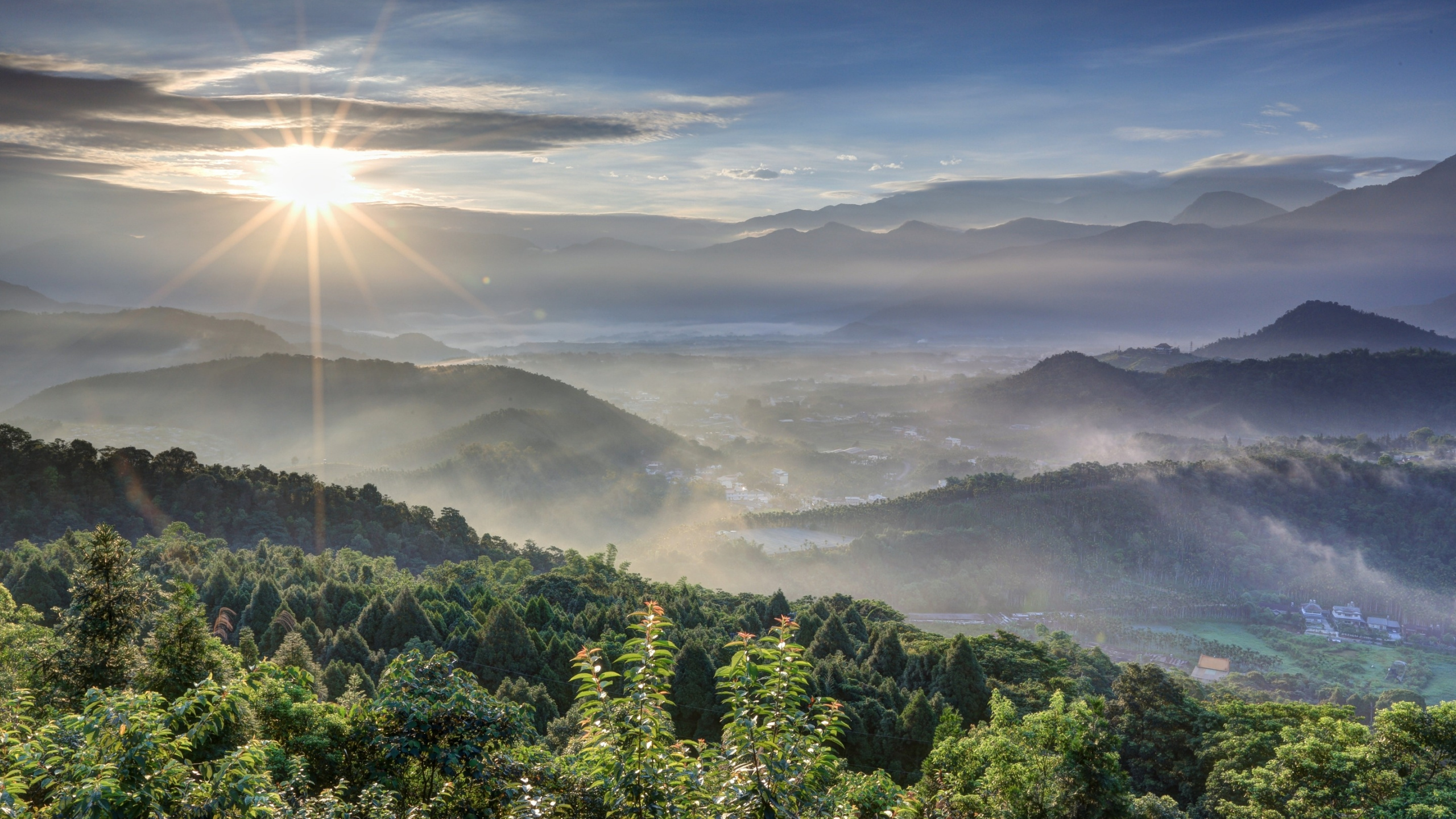 Обои гора, горная станция, утро, дикая местность, хребет в разрешении 2560x1440