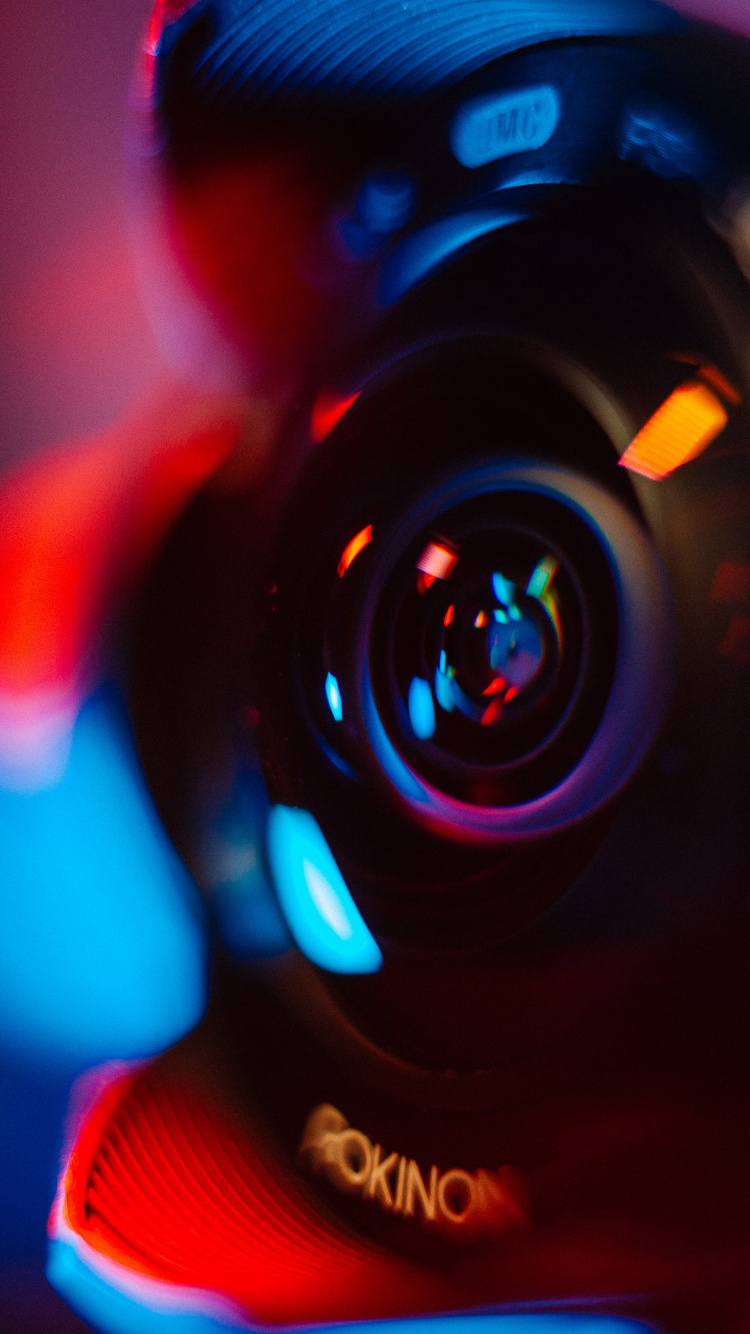 Обои объектив камеры, камера, объектив, синий, свет в разрешении 750x1334