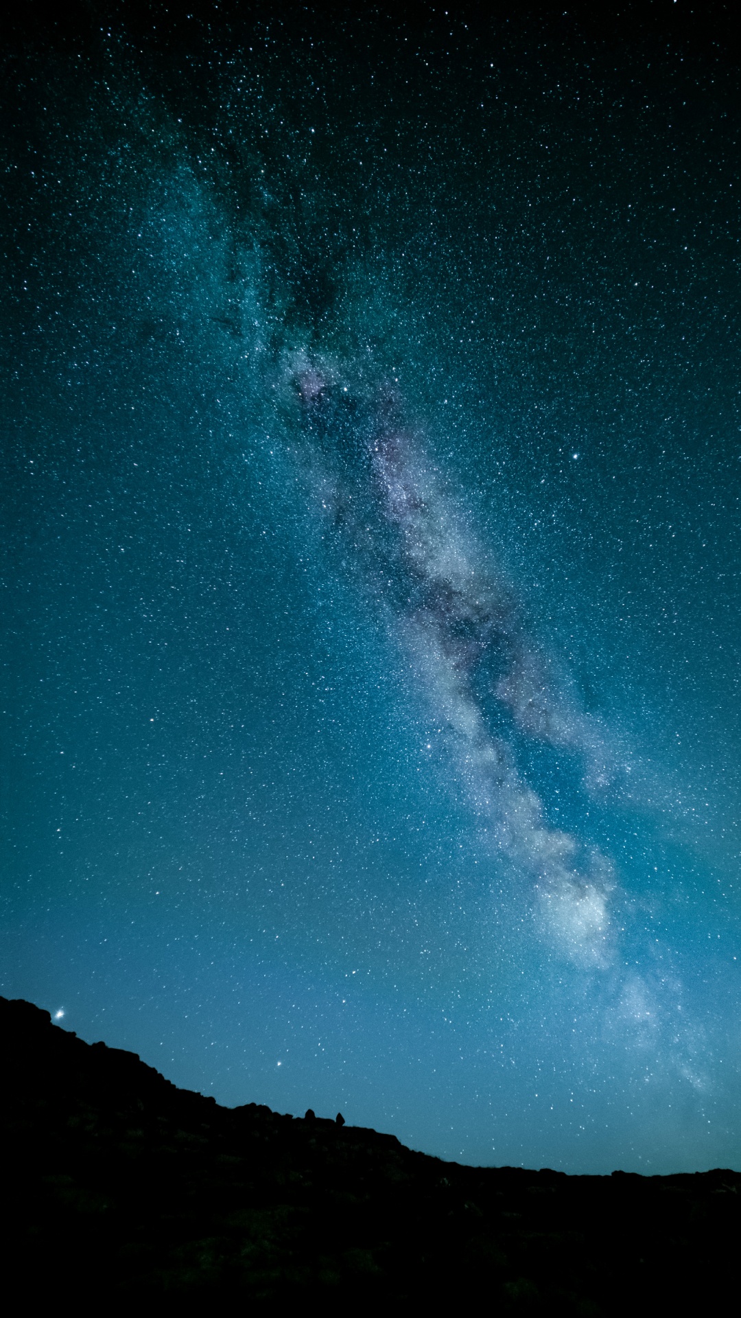 Обои облако, атмосфера, лазурный, природный ландшафт, дерево в разрешении 1080x1920