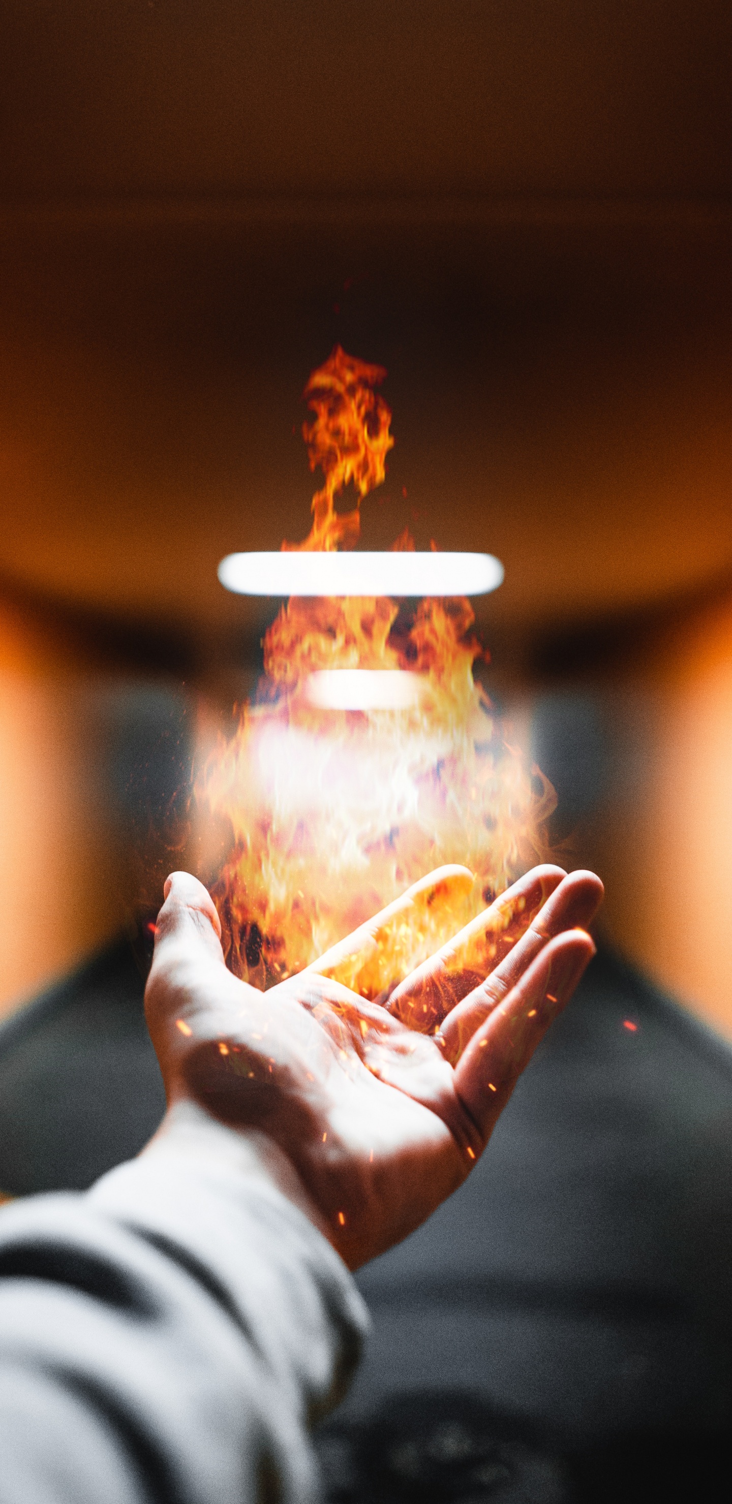 Обои свет, освещение, тепло, масляная Лампа, пламя в разрешении 1440x2960