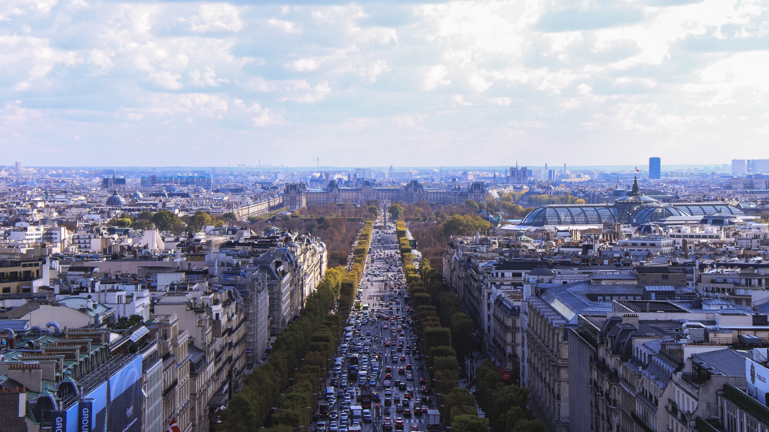 Обои бизнес-отель, городской район, городской пейзаж, город, метрополия в разрешении 2560x1440