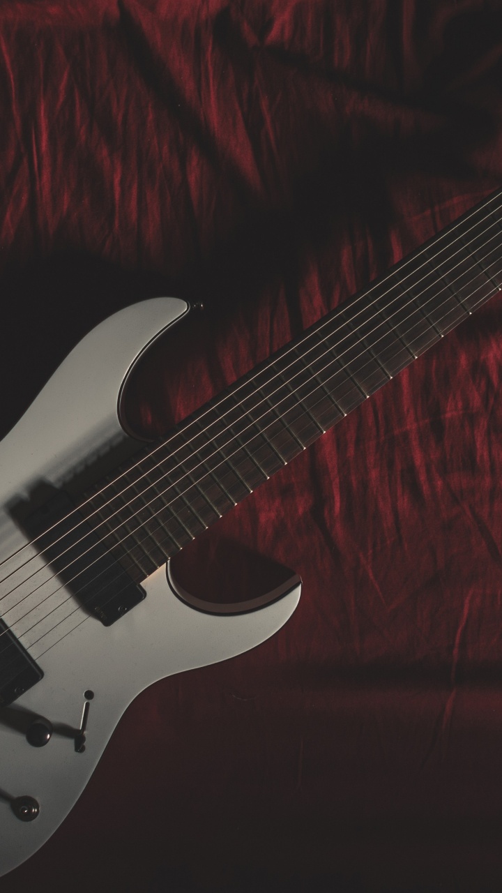 Обои гитара, электрогитара, гитарист, классическая гитара, музыкальный инструмент в разрешении 720x1280