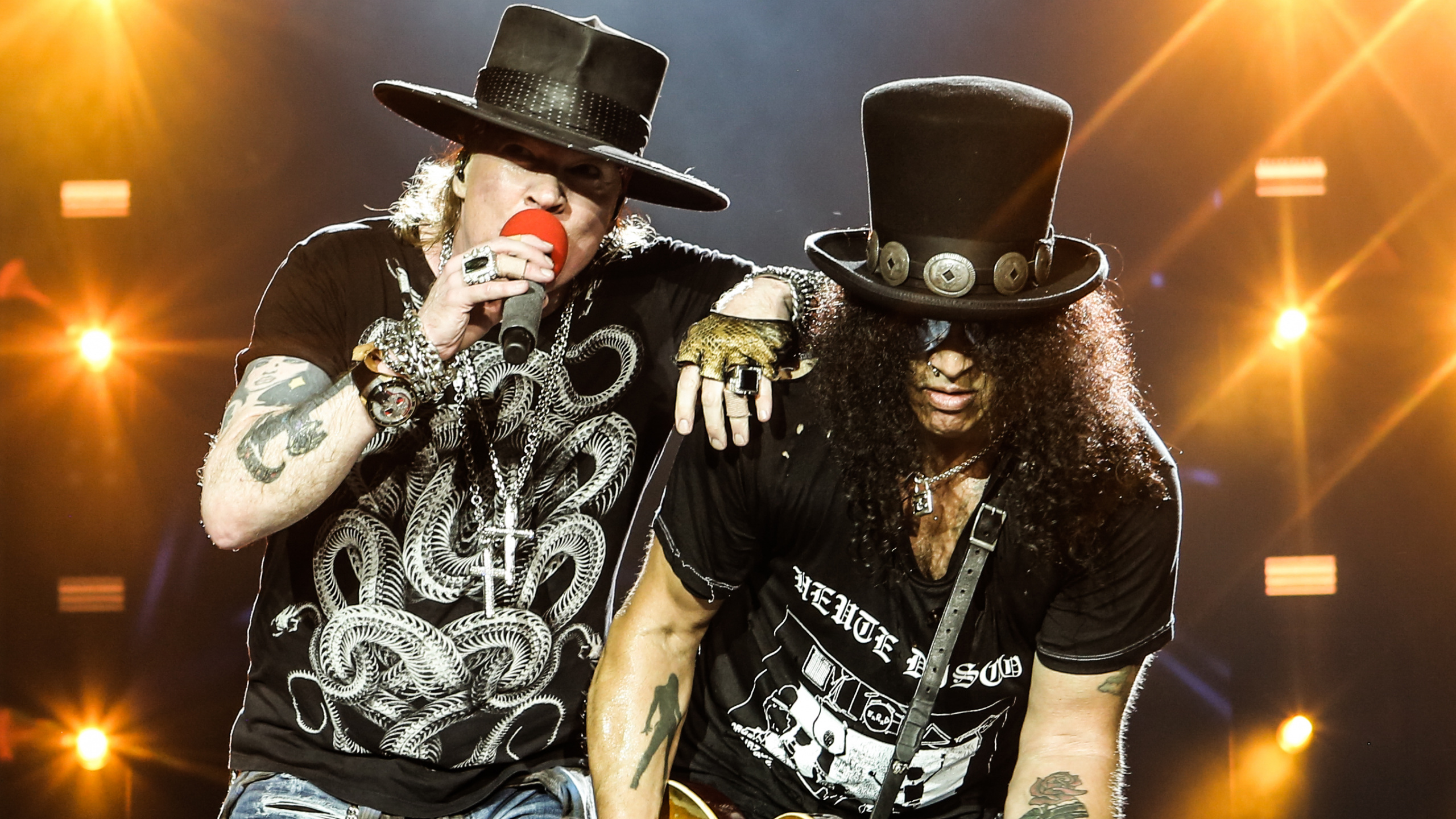 Обои Not in This Lifetime Tour, Guns N Roses, тяжелый рок, музыкант, гитарист в разрешении 2560x1440