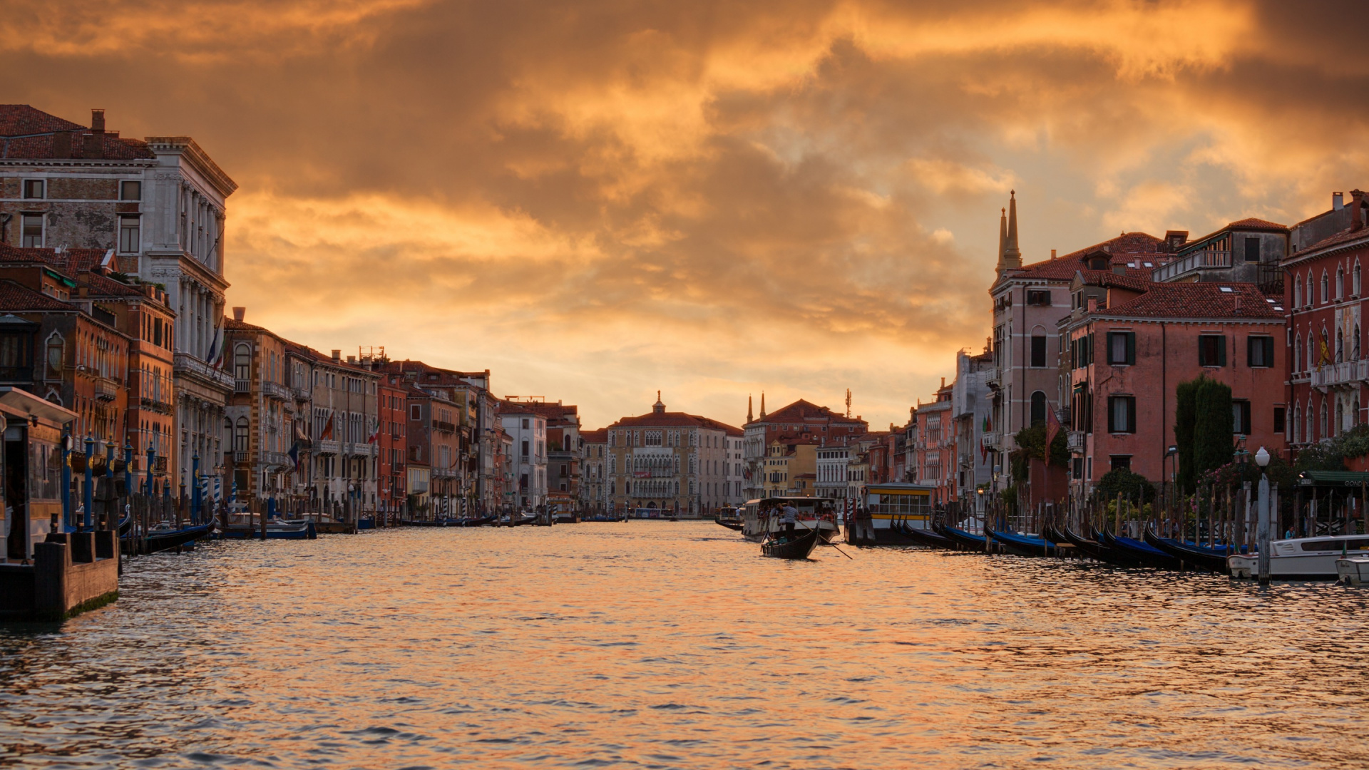 Обои Гранд-канал, водный путь, канал, вода, городок в разрешении 1920x1080