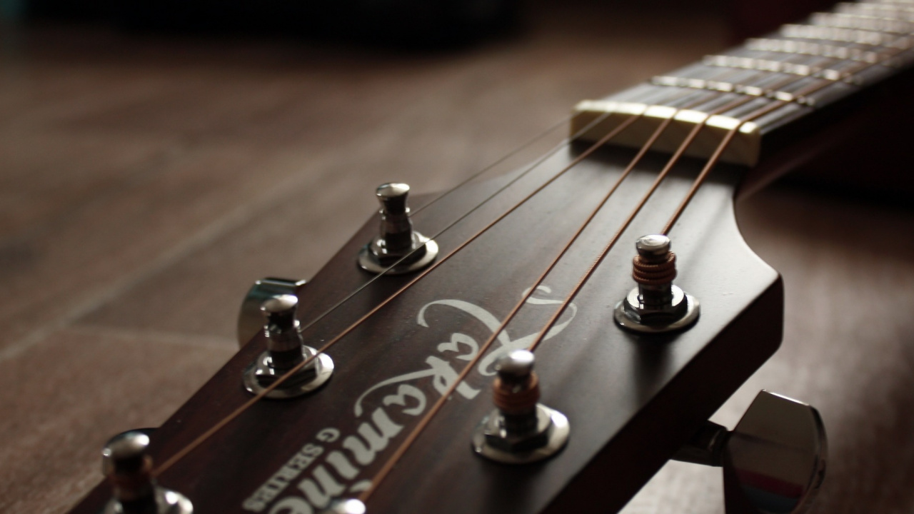 Обои гитара, струнный инструмент, музыкальный инструмент, щипковые струнные инструменты, басгитара в разрешении 1280x720