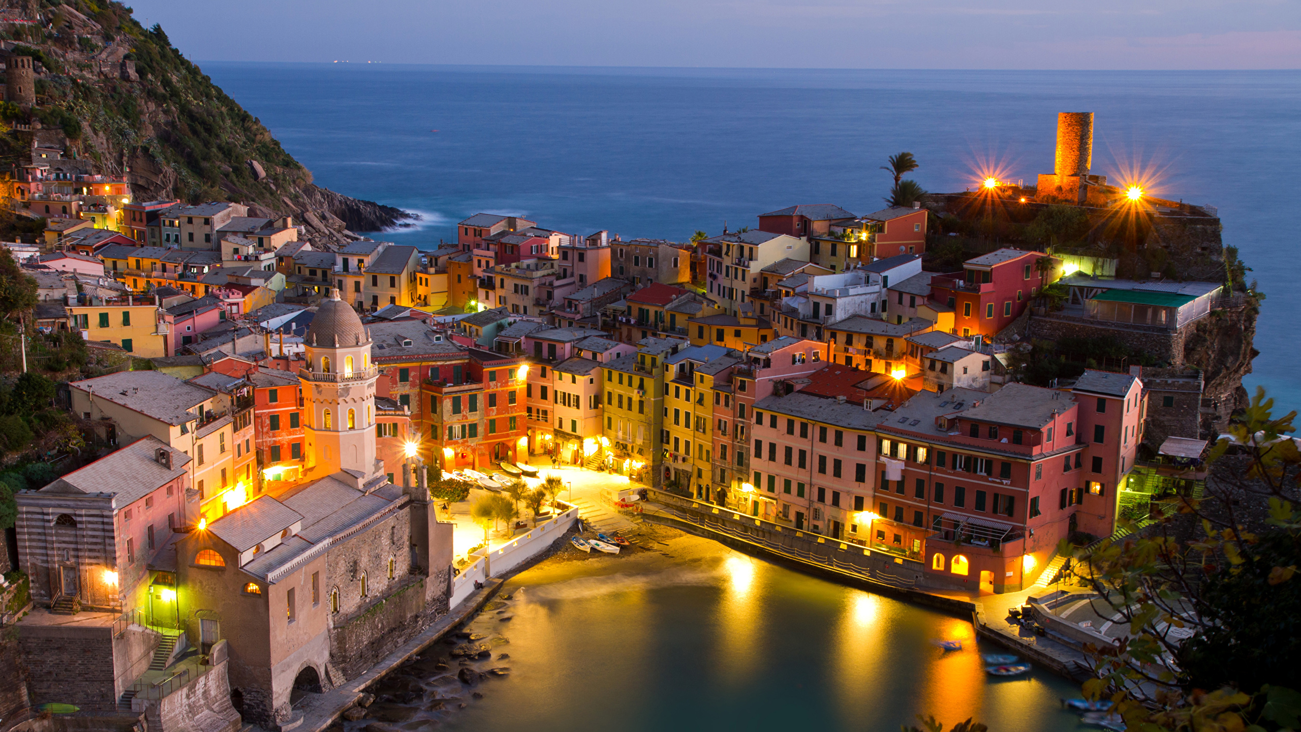 Обои Вернацца, городок, ночь, город, вечер в разрешении 2560x1440