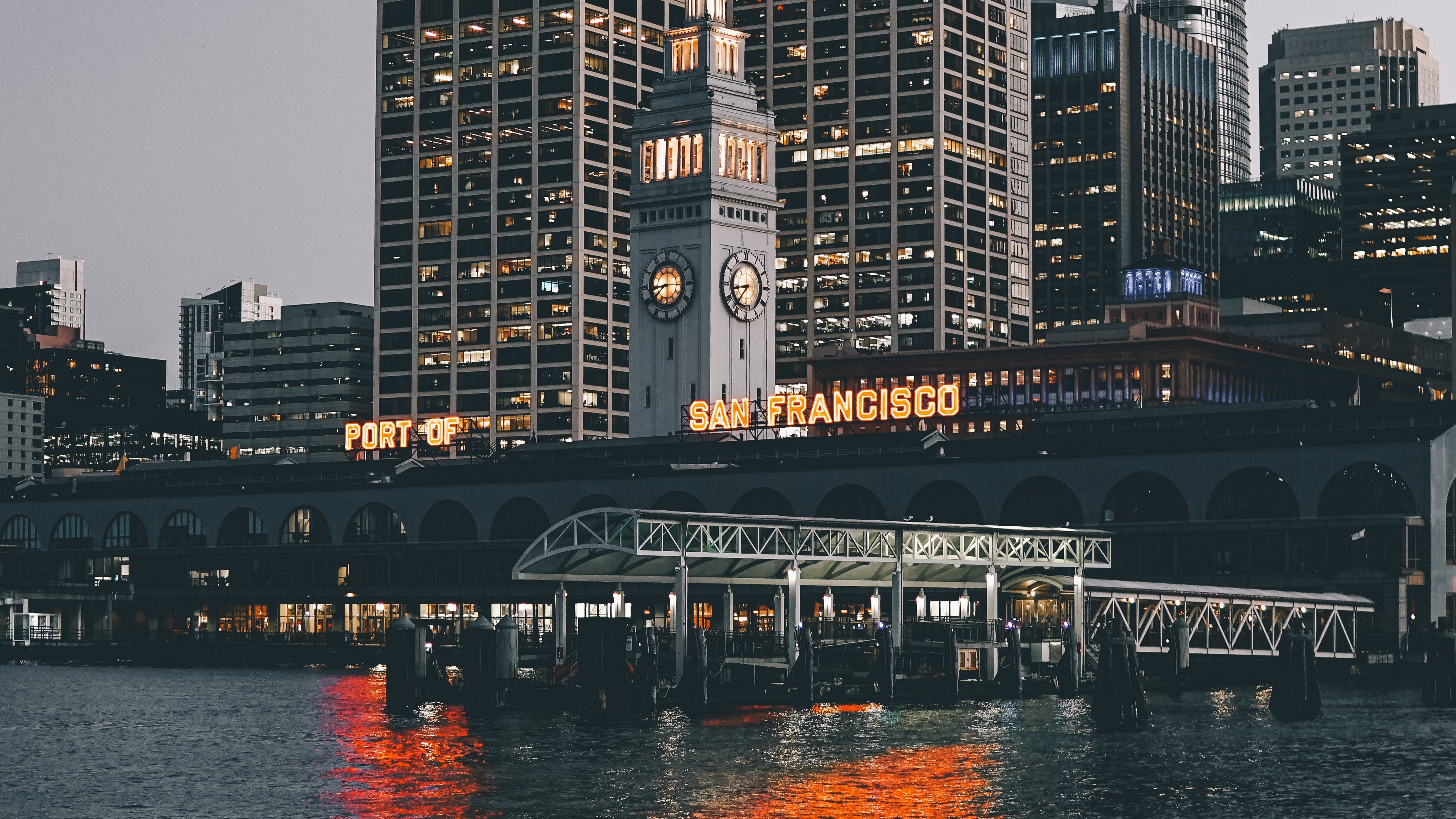 Обои город, небоскреб, городской пейзаж, городской район, финансовый район в разрешении 3840x2160