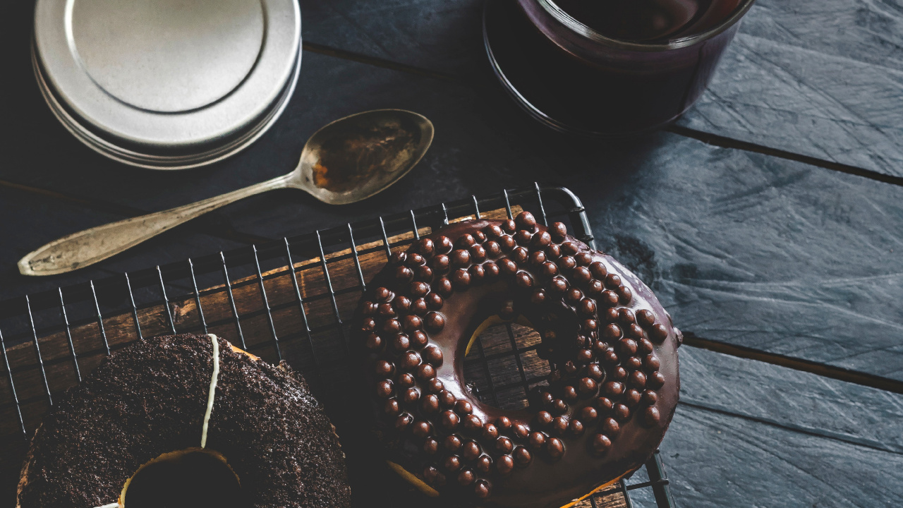 Обои пончик, выпечка, пища, блюда, ингредиент в разрешении 1280x720