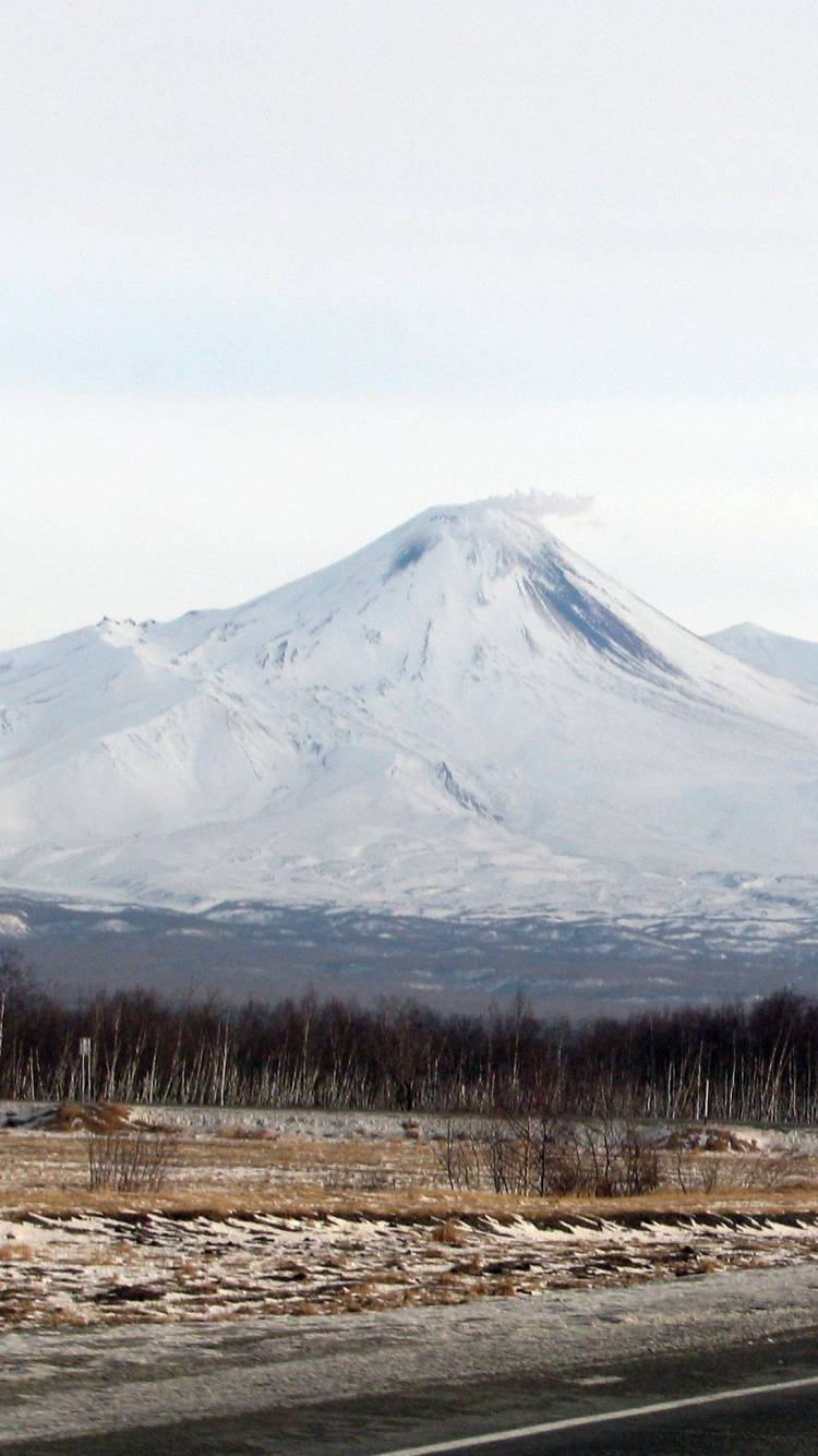 Обои нагорье, стратовулкан, горный хребет, гора, горный рельеф в разрешении 750x1334
