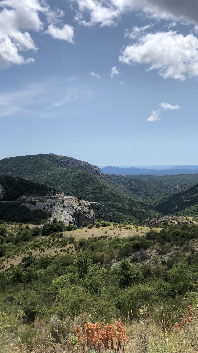 Обои растительность, горный рельеф, облако, нагорье, растительное сообщество в разрешении 750x1334