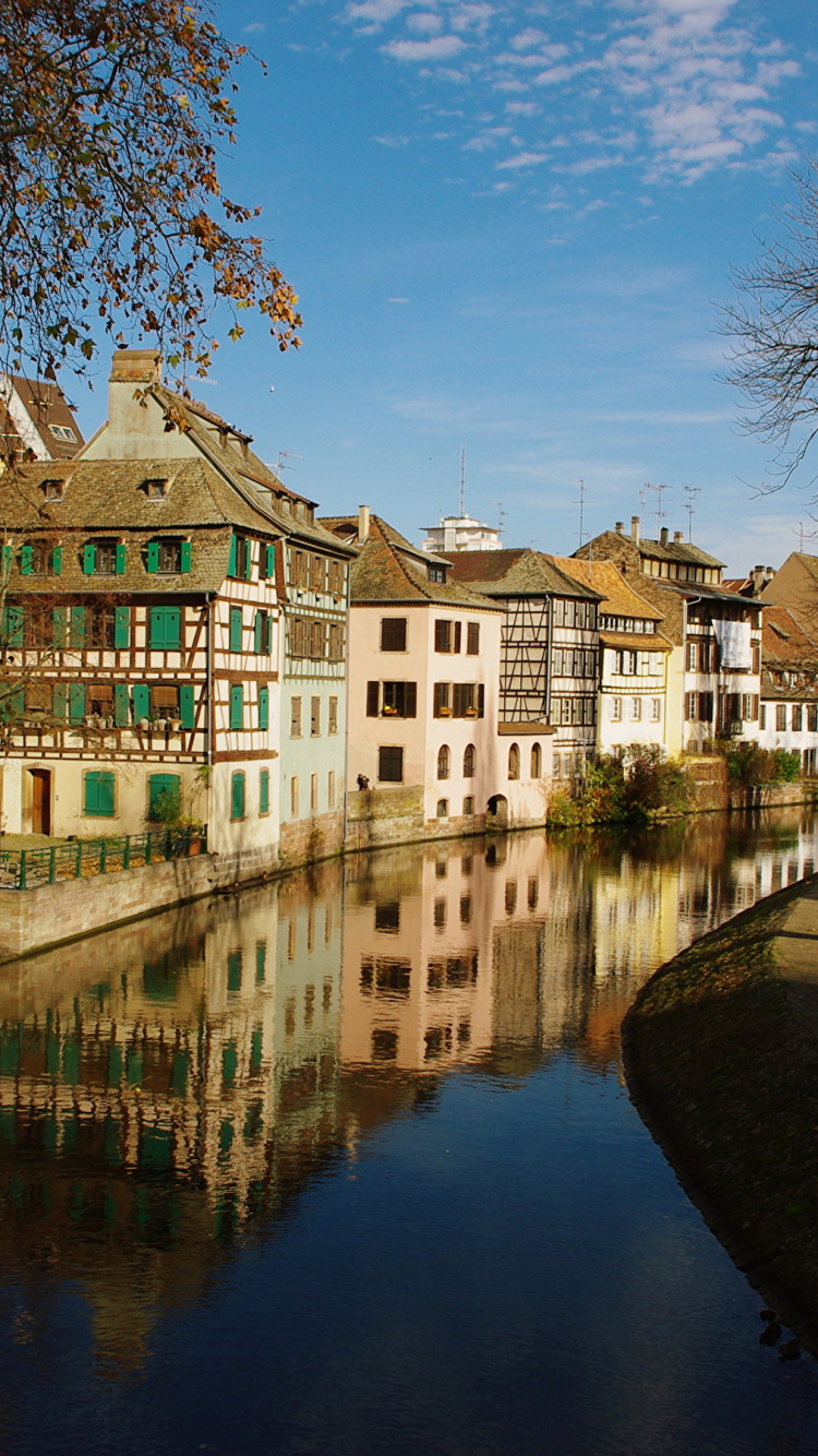 Обои Петит-Франция, Париж, водный путь, отражение, канал в разрешении 750x1334