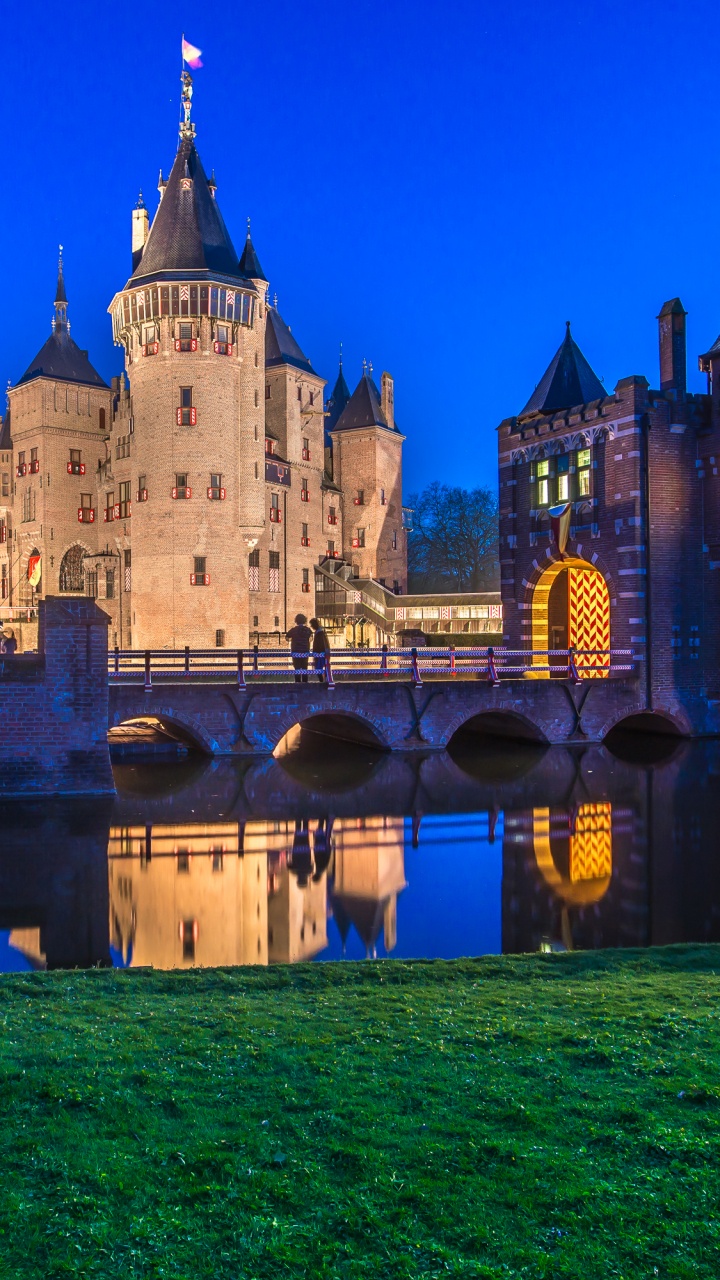 Обои замок, Замковый мост, ориентир, архитектура, ночь в разрешении 720x1280