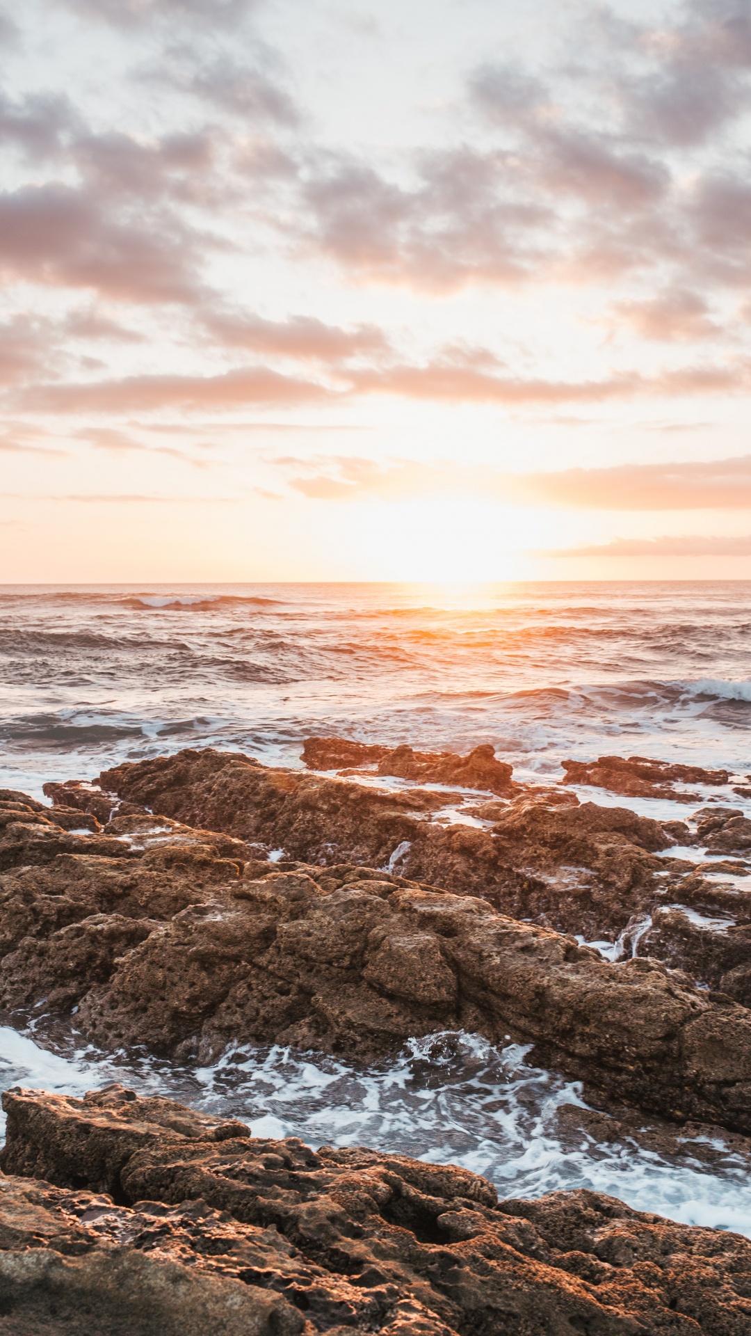 Обои водоем, море, волна, океан, вода в разрешении 1080x1920