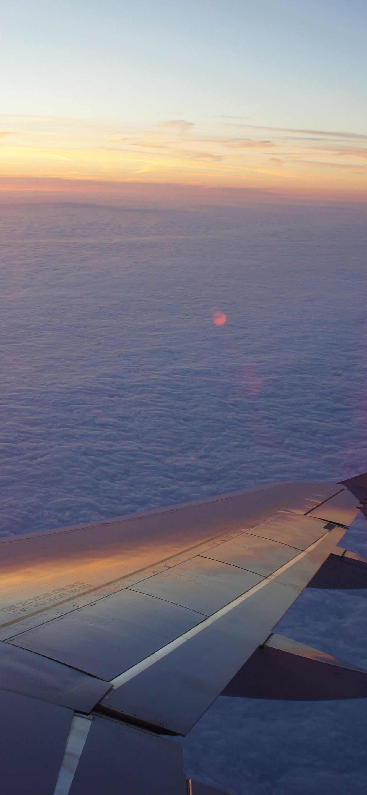 Обои самолет, полет, авиация, закат, воздушное путешествие в разрешении 1242x2688