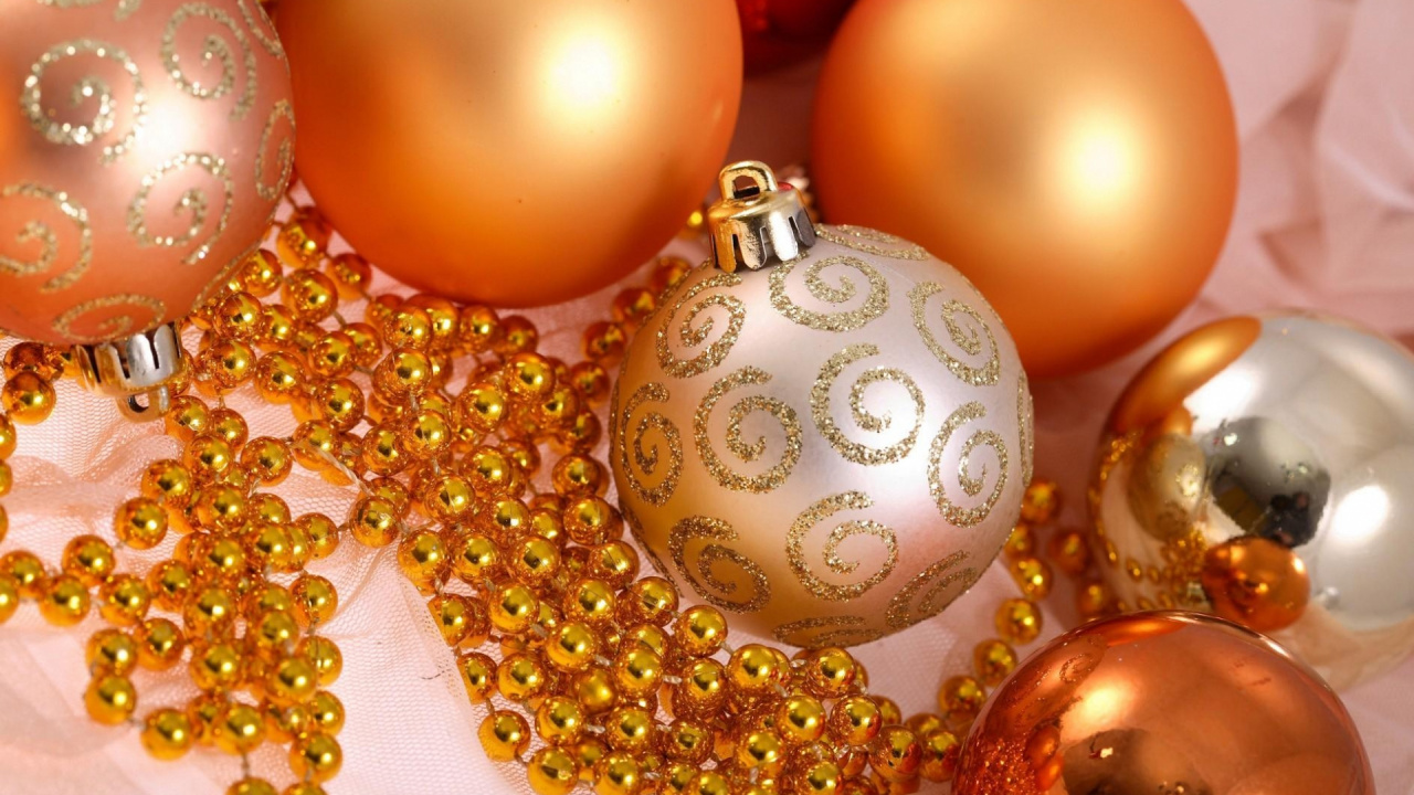 Обои Рождественские украшения, золото, шарик, изготовление ювелирных изделий, Рождественская елка в разрешении 1280x720