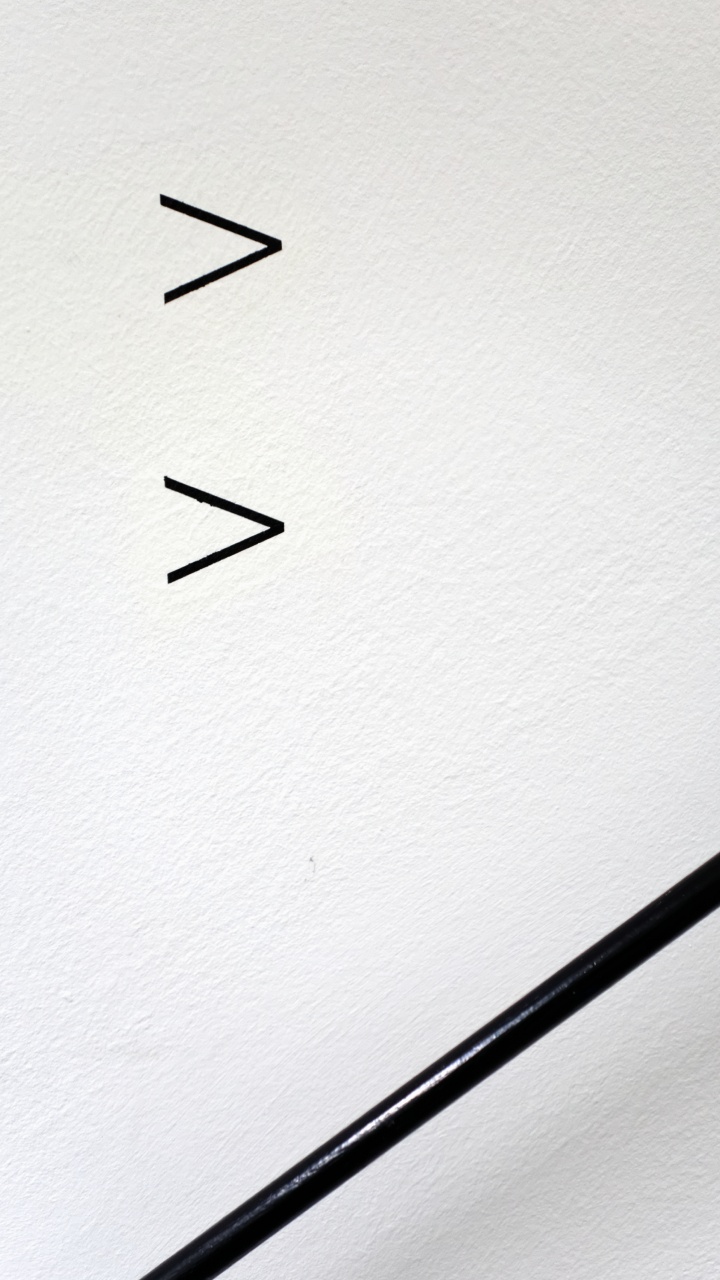 Обои угол, проект, монохромный, стрелка, линия в разрешении 720x1280