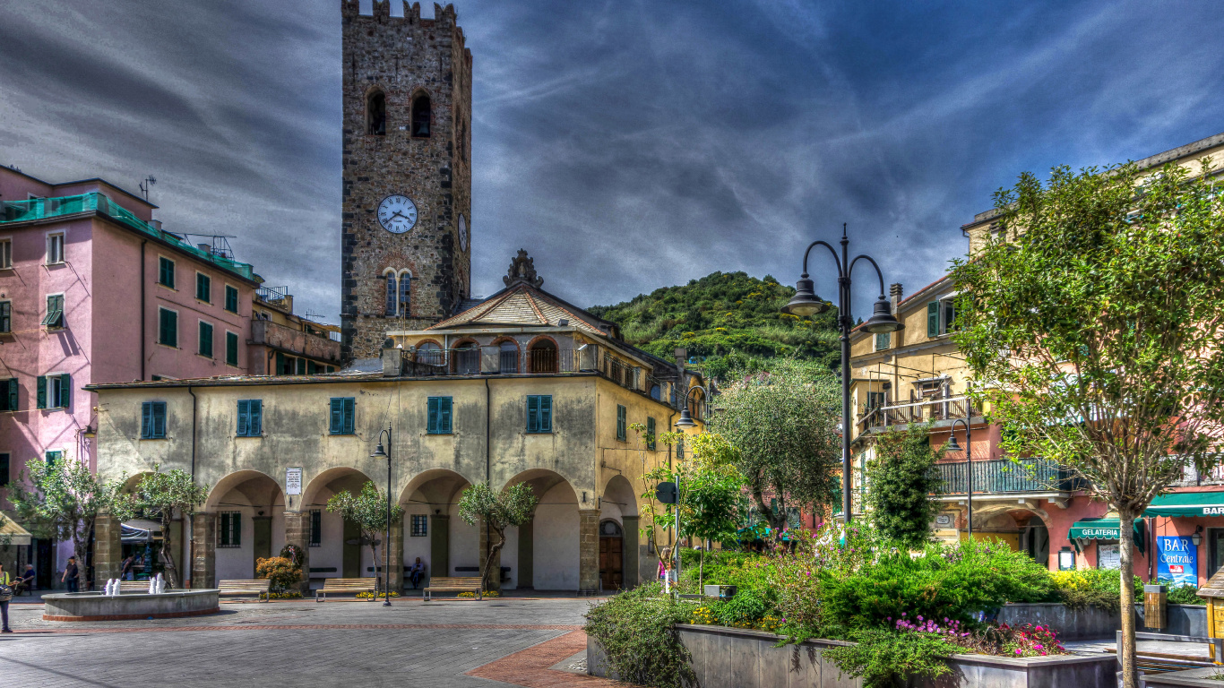 Обои городок, город, соседство, рыночная площадь, недвижимость в разрешении 1366x768