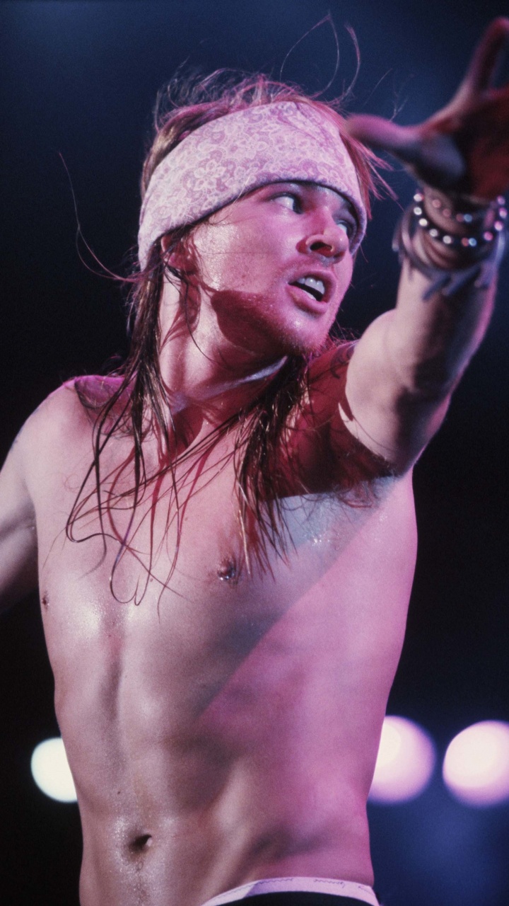 Обои Guns N Roses, тяжелый рок, Представление, певица, пение в разрешении 720x1280