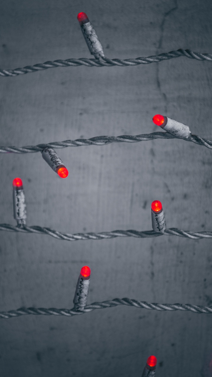 Обои вода, Лампа накаливания, красный цвет, линия, асфальт в разрешении 720x1280