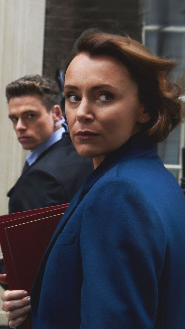 Обои Ричард Мэдден, телохранитель, Кили Хоуз, Би-би-си один, стояние в разрешении 750x1334