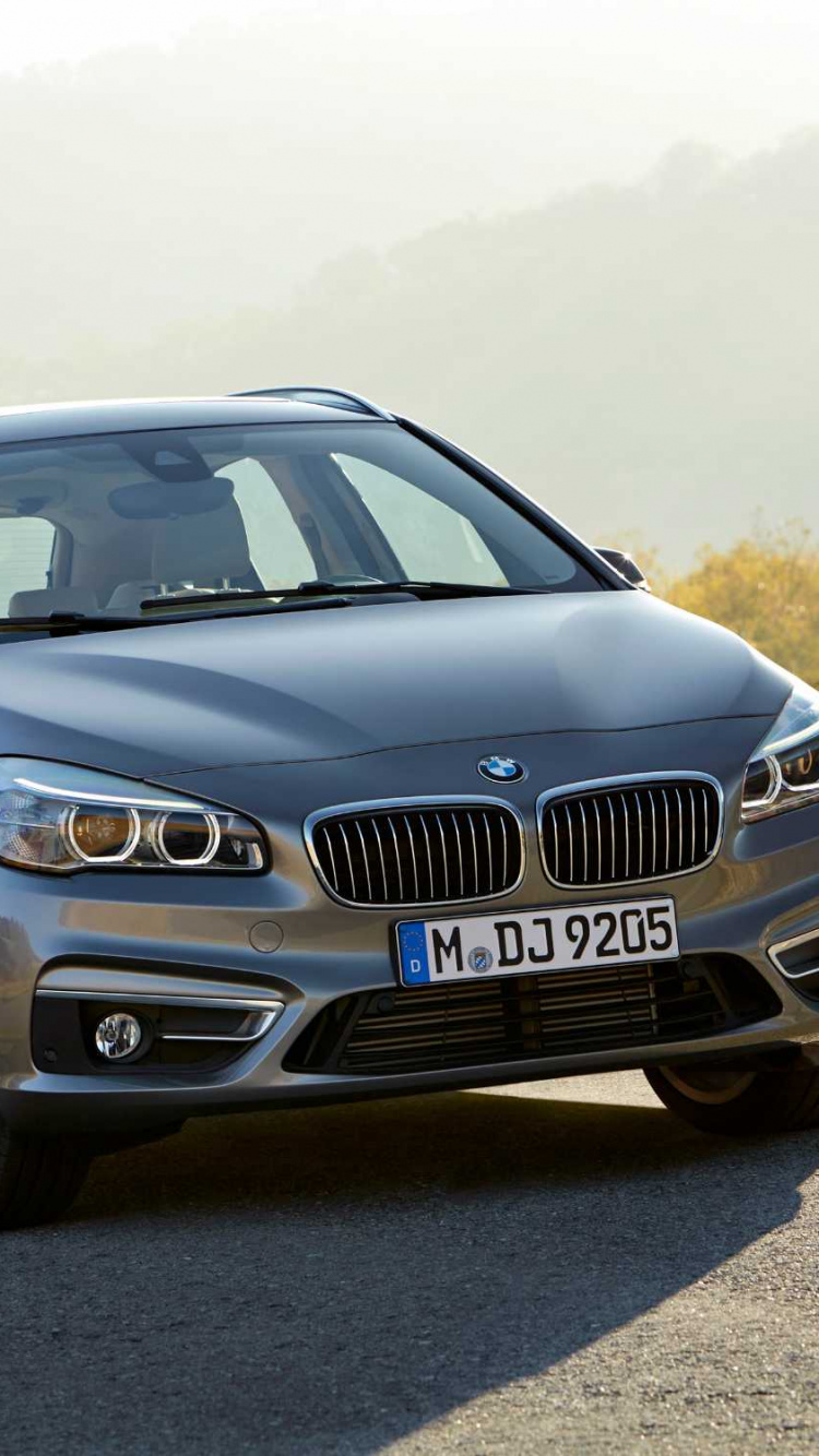 Обои авто, минивэн, bmw, bmw 5 series, передний привод в разрешении 750x1334