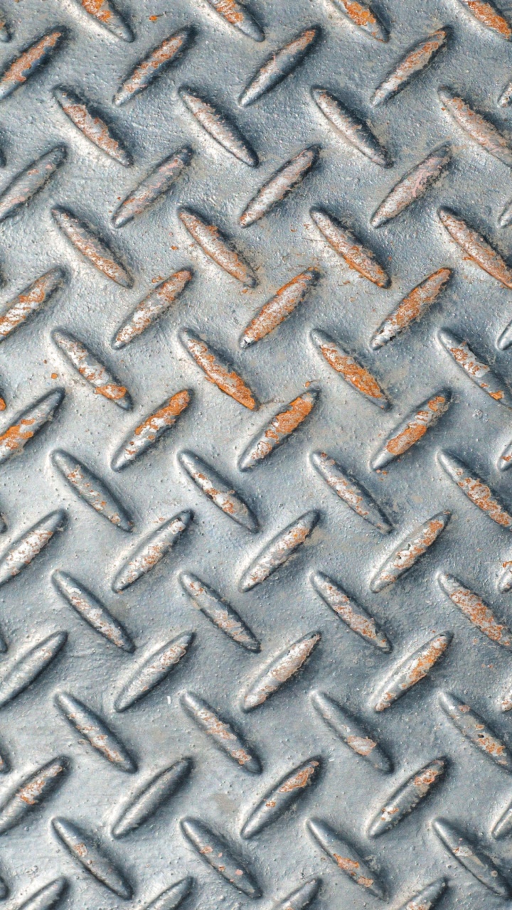 Обои железо, металл, автомобильные шины, синтетический каучук, протектор в разрешении 720x1280