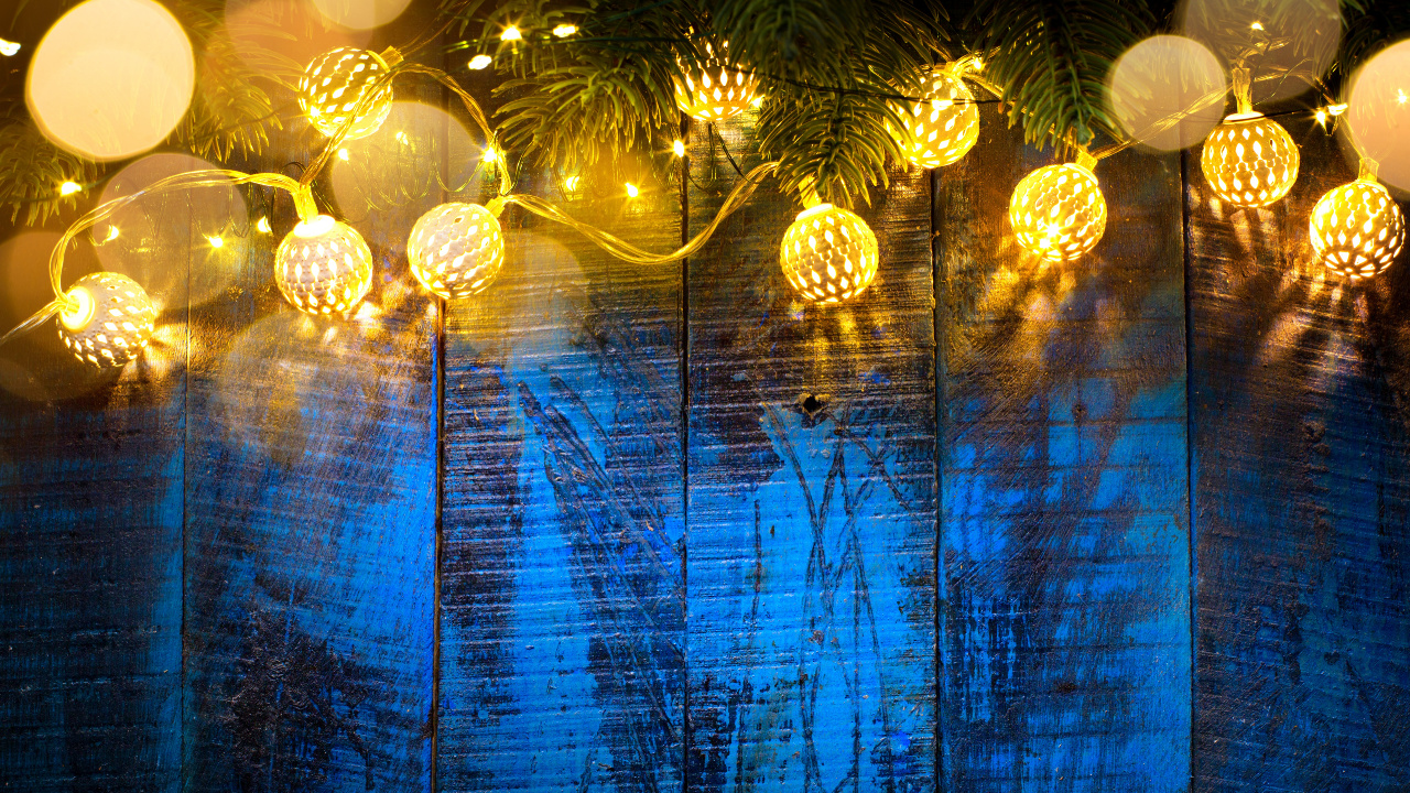 Обои освещение, свет, праздник, отражение, синий в разрешении 1280x720