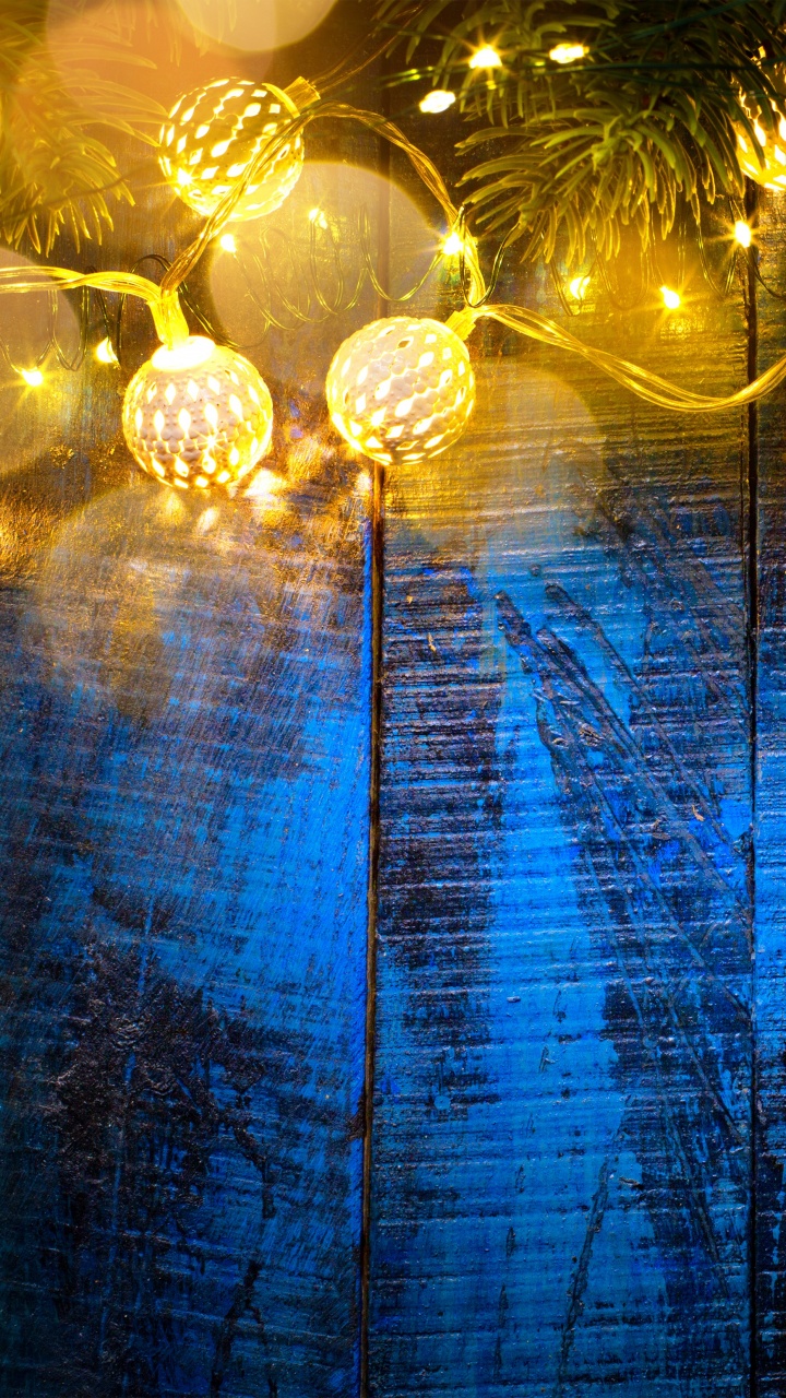 Обои освещение, свет, праздник, отражение, синий в разрешении 720x1280