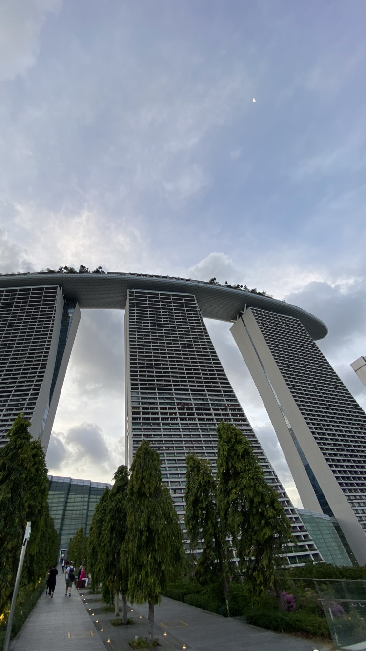 Обои Сингапур, дневное время, облако, архитектура, коммерческое здание в разрешении 750x1334