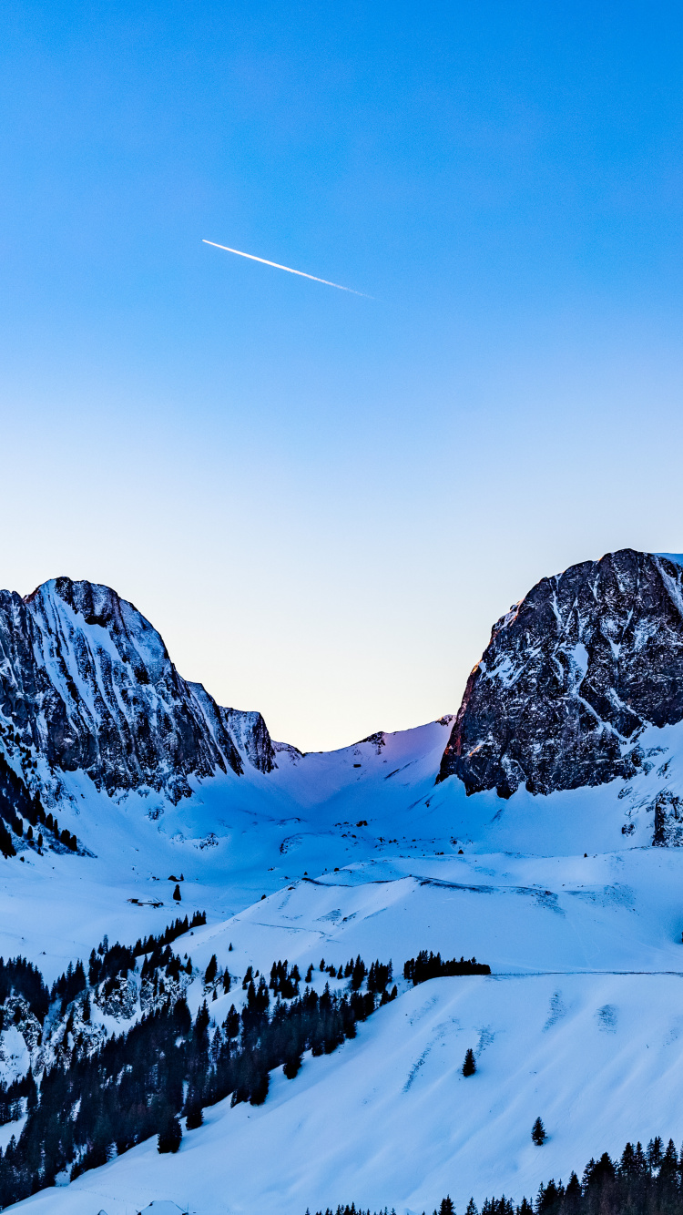 Обои гантриш, сайникская школа, гора, облако, снег в разрешении 750x1334