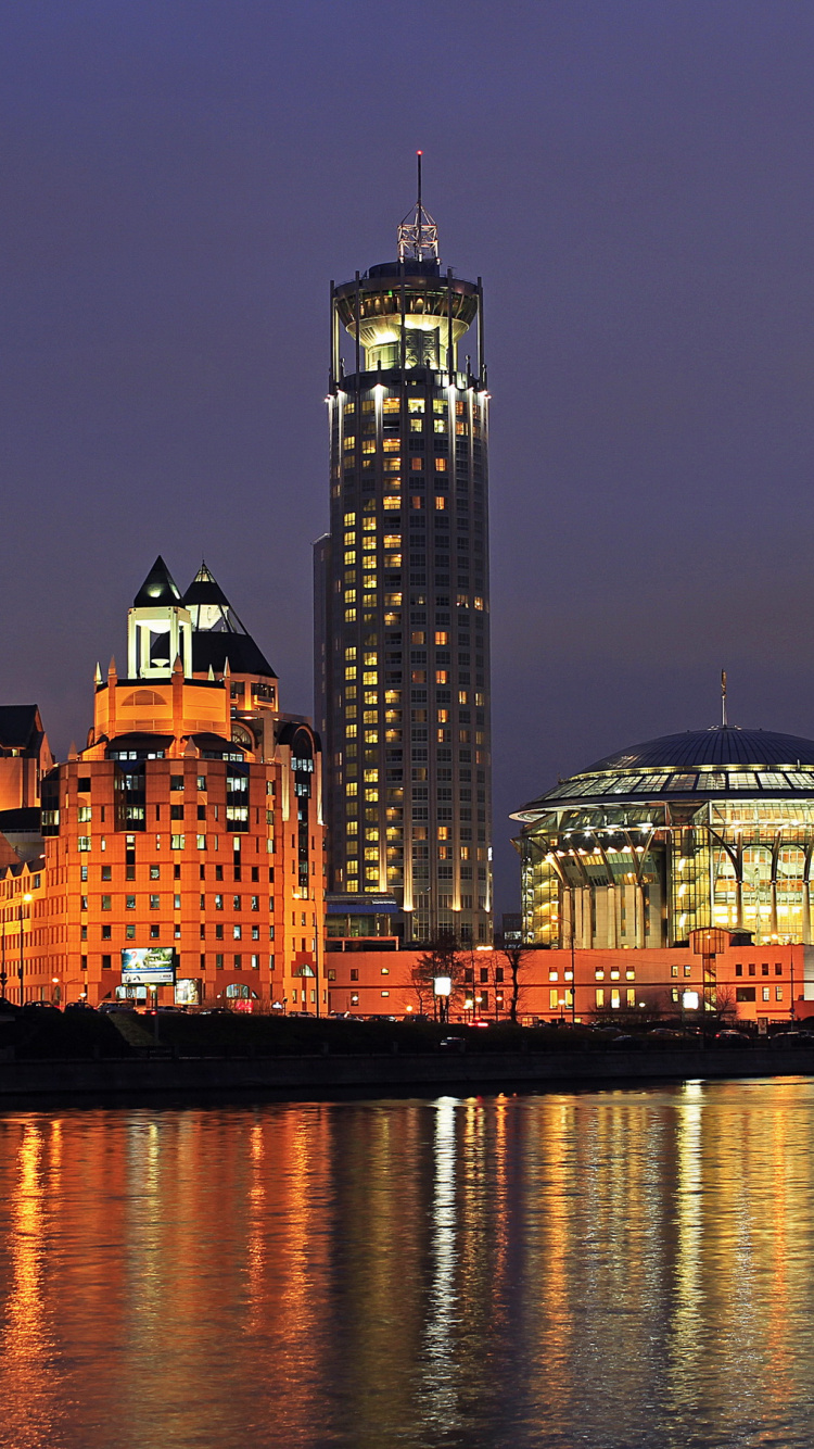 Обои Московский международный Дом музыки, ориентир, город, ночь, городской пейзаж в разрешении 750x1334